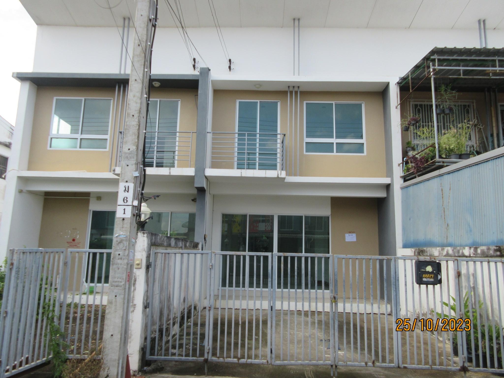 ทรัพย์สถาบันโดย GHB ทาวน์เฮาส์  หนองจอก กรุงเทพมหานคร