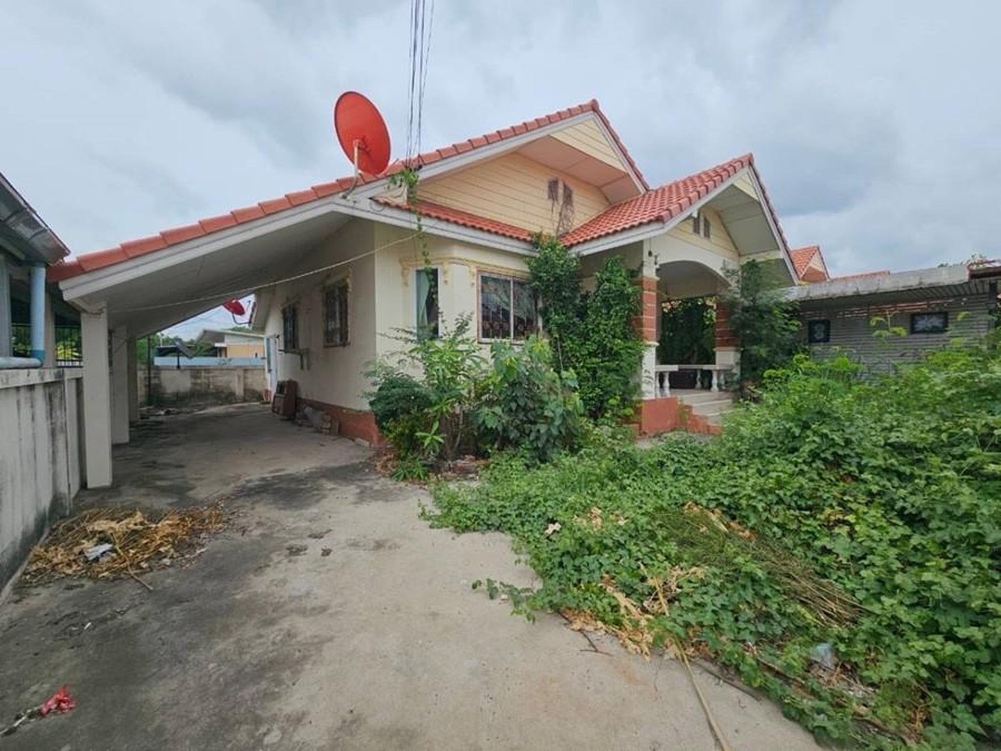 ทรัพย์สถาบันโดย GHB บ้านเดี่ยว  พัฒนานิคม ลพบุรี