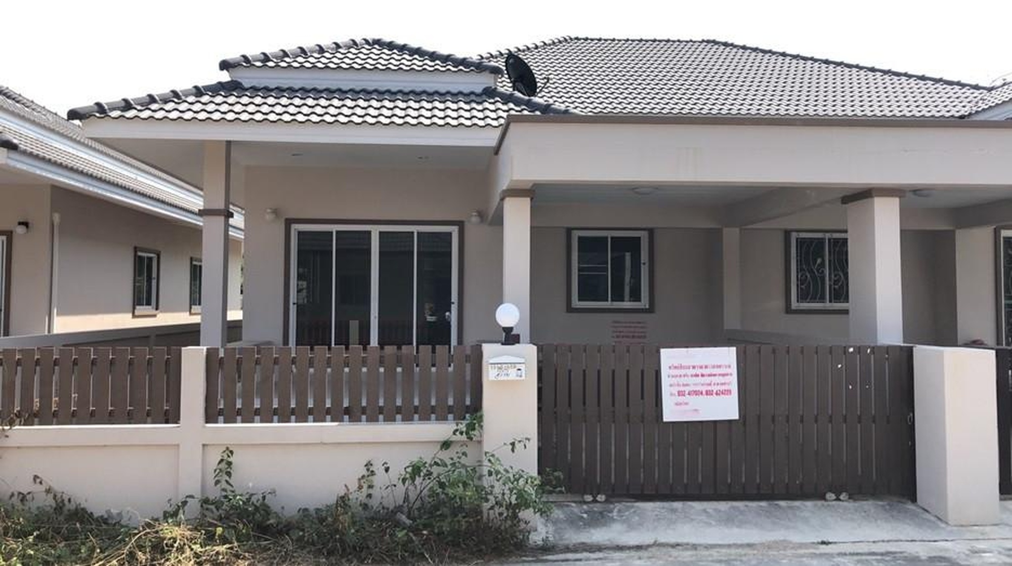 ทรัพย์สถาบันโดย GHB บ้านแฝด  ชะอำ เพชรบุรี