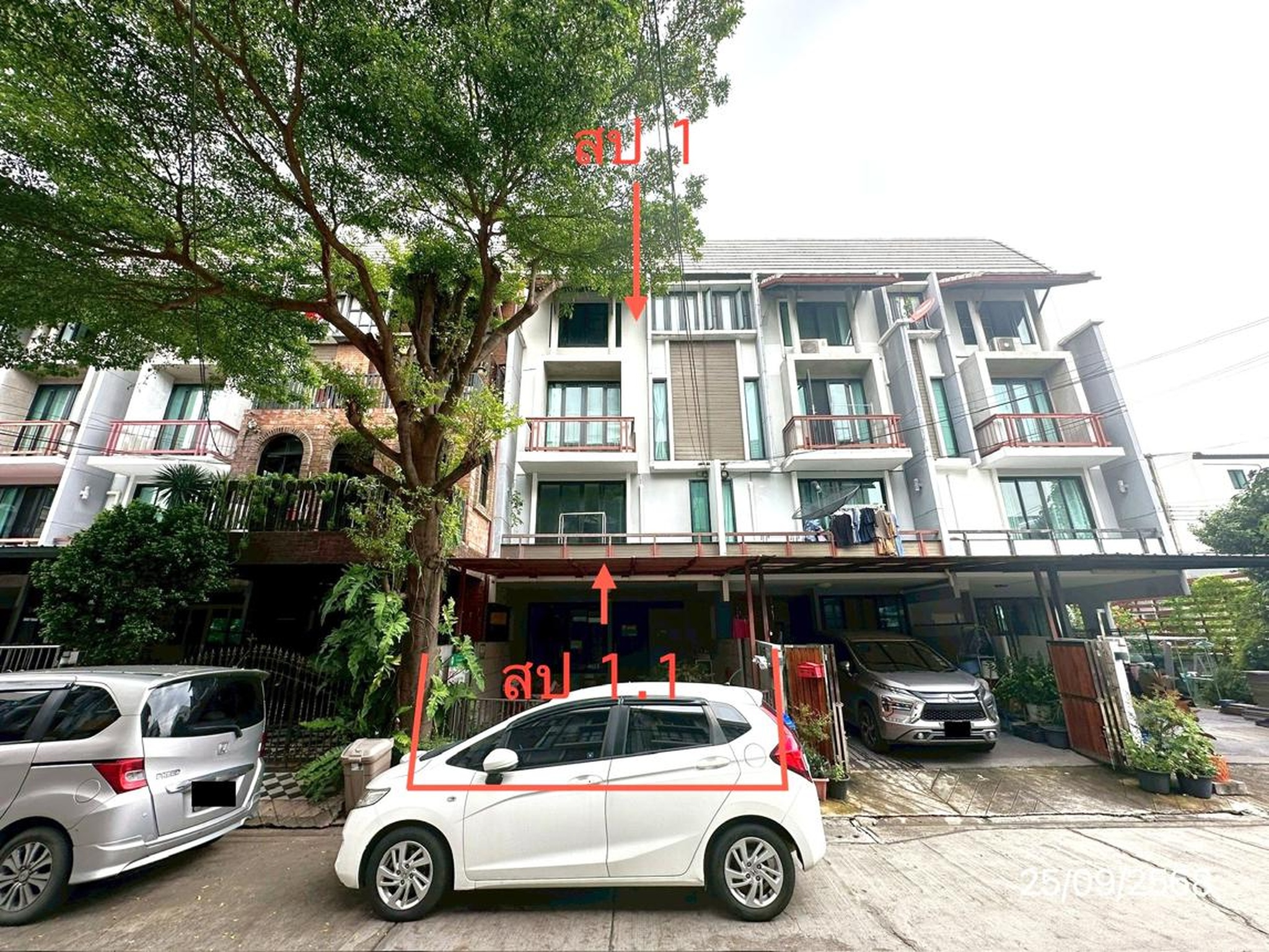 ทรัพย์สถาบันโดย KASIKORNBANK ทาวน์เฮาส์ใกล้ YL13 ศรีนุช ซอยหมู่บ้านอารียา แมนดารีน่า ถนนอ่อนนุช