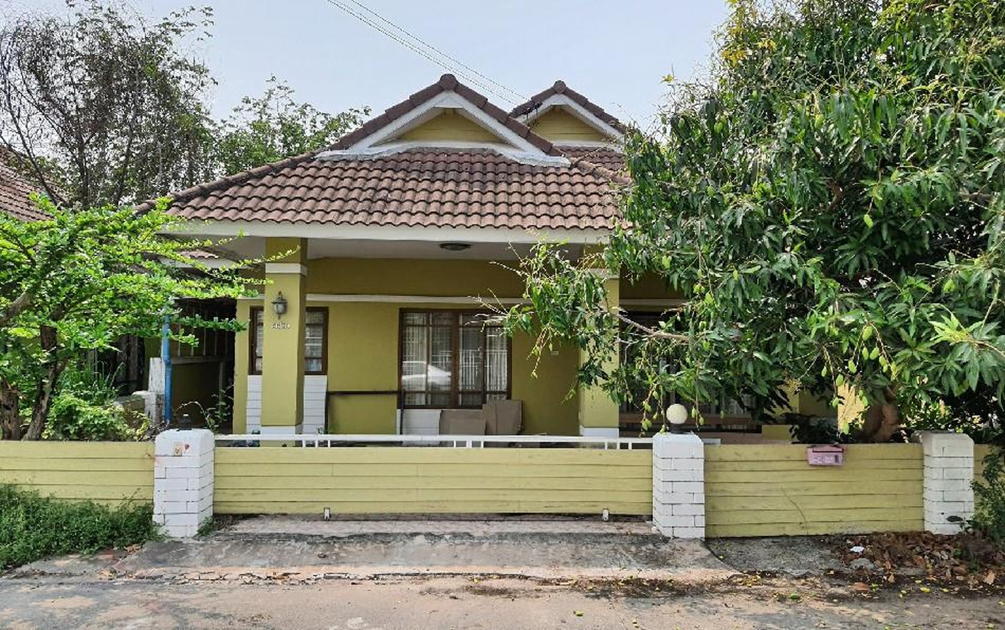 ทรัพย์สถาบันโดย GHB บ้านเดี่ยว บางละมุง ชลบุรี