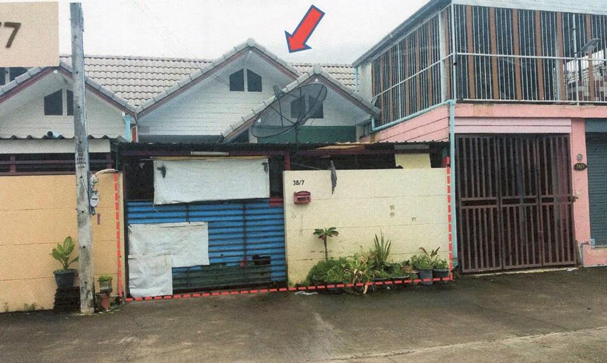 ทรัพย์สถาบันโดย GHB ทาวน์เฮาส์ นิคมพัฒนา ระยอง