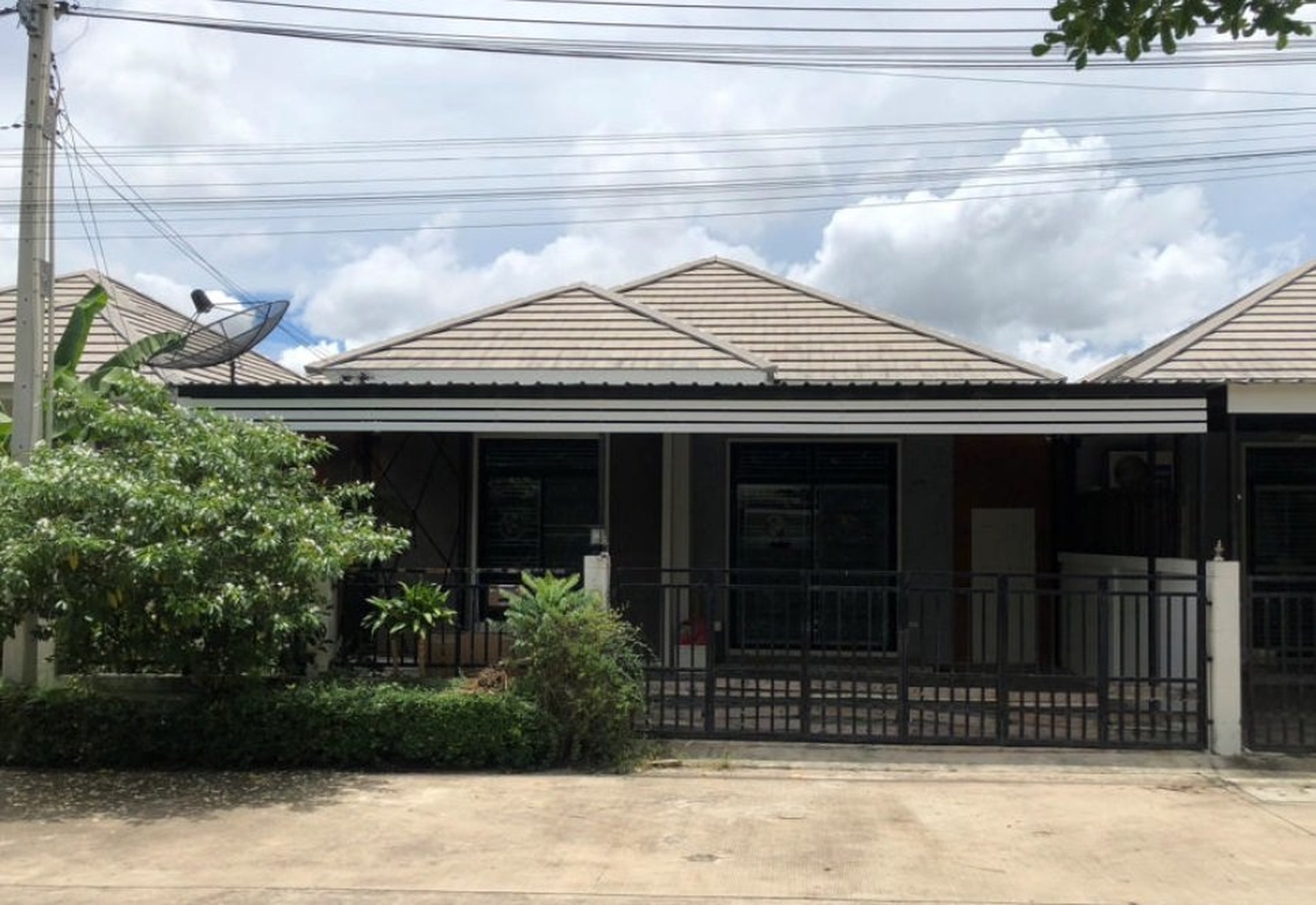 ทรัพย์สถาบันโดย SCB บ้านแฝด