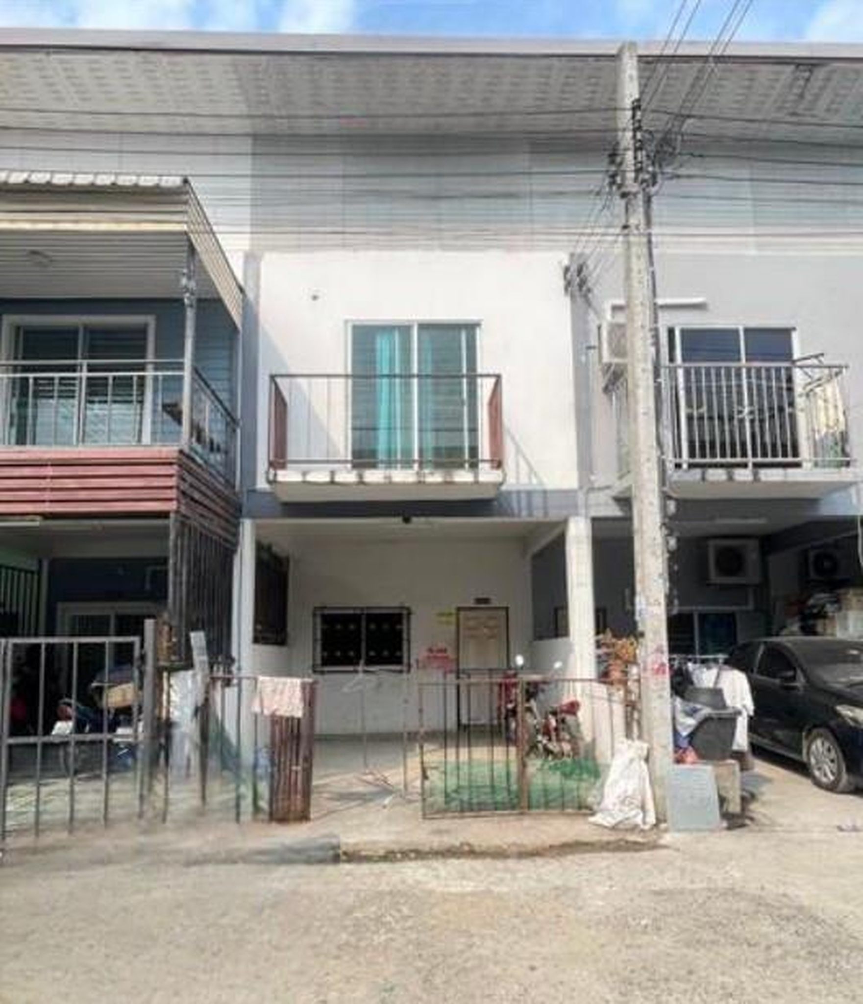 ทรัพย์สถาบันโดย GHB ทาวน์เฮาส์ สายไหม กรุงเทพมหานคร