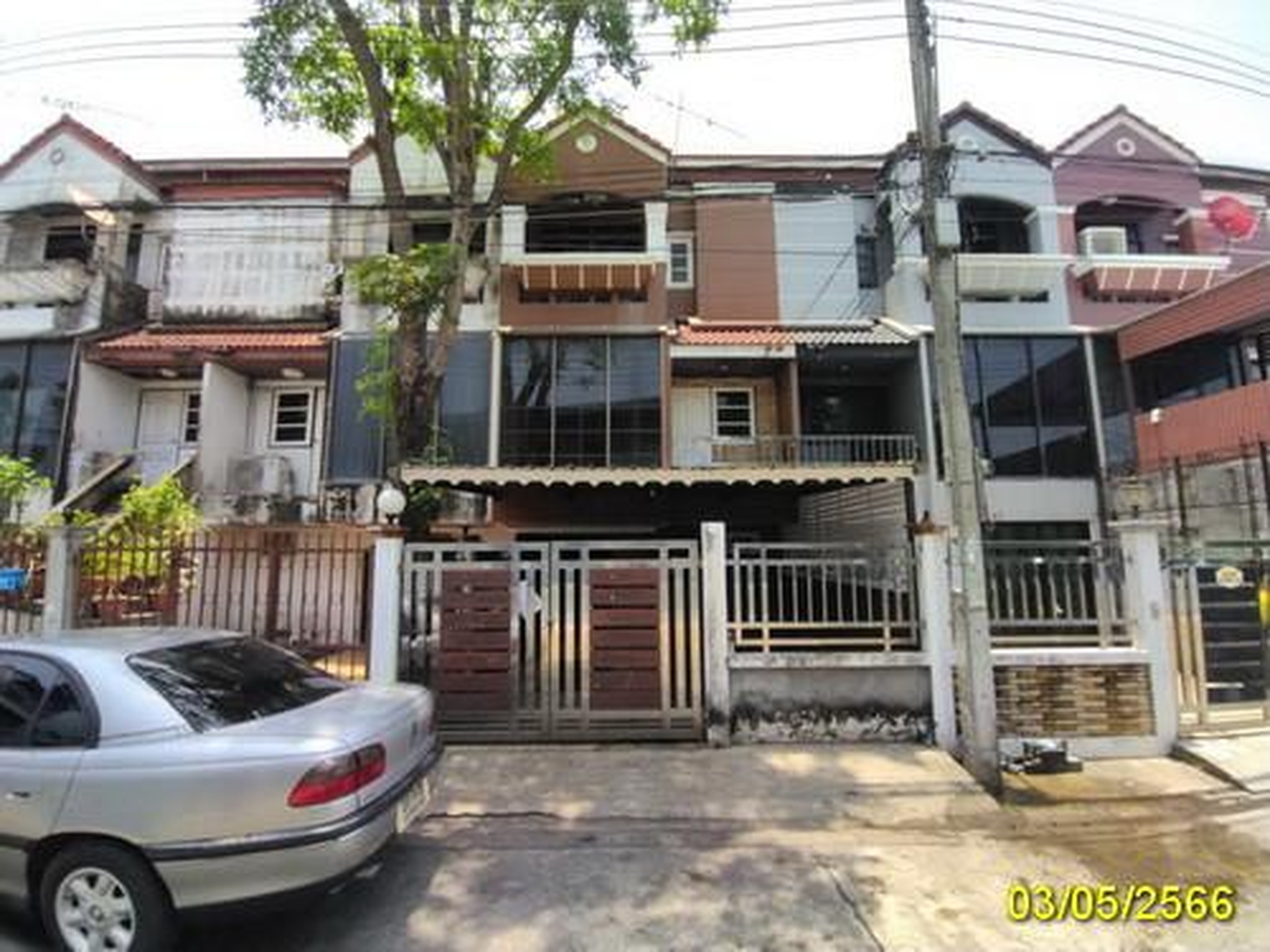 ทรัพย์สถาบันโดย GHB ทาวน์เฮาส์ เมืองปทุมธานี ปทุมธานี