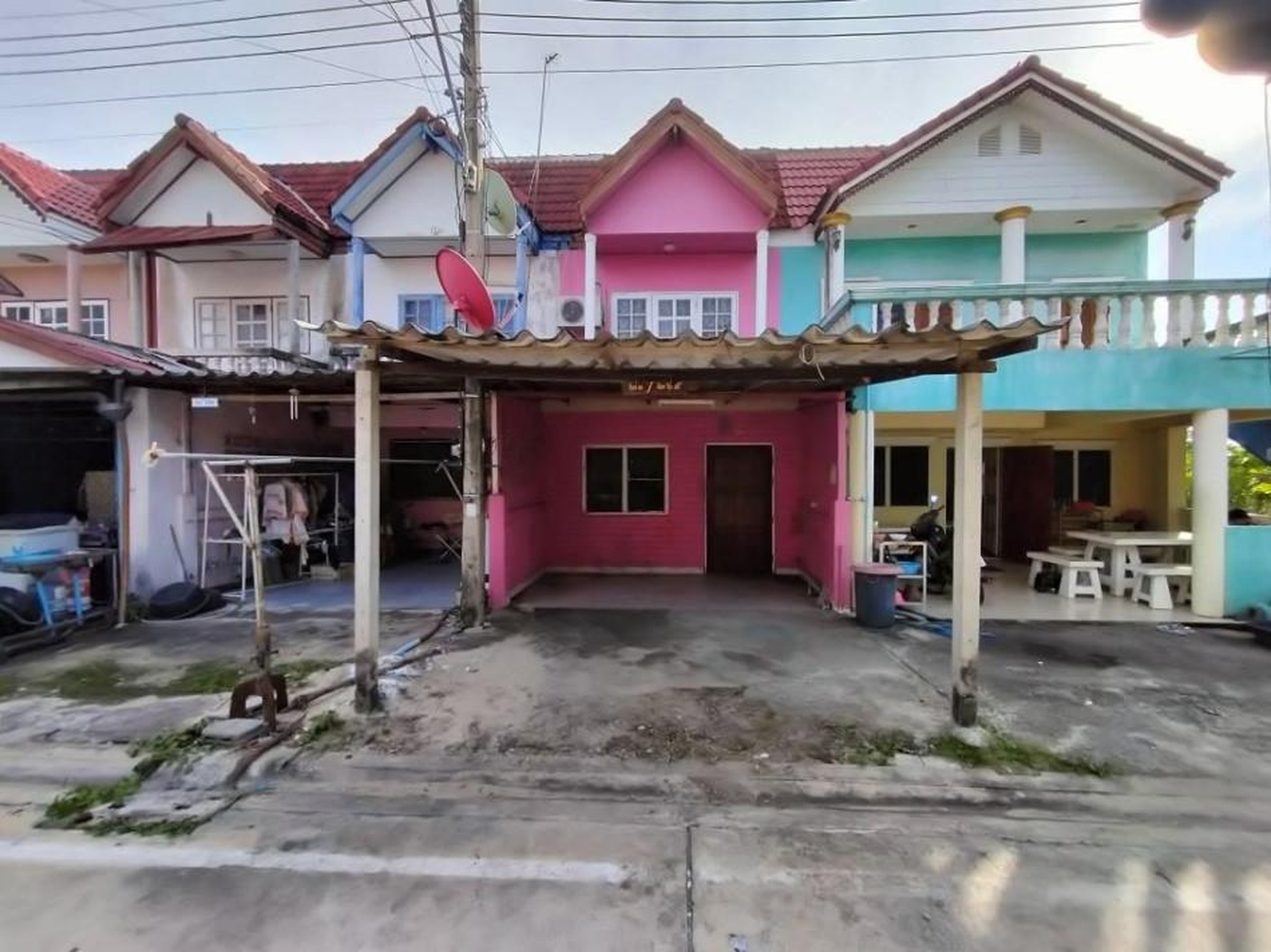 ทรัพย์สถาบันโดย GHB ทาวน์เฮาส์ ชะอำ เพชรบุรี