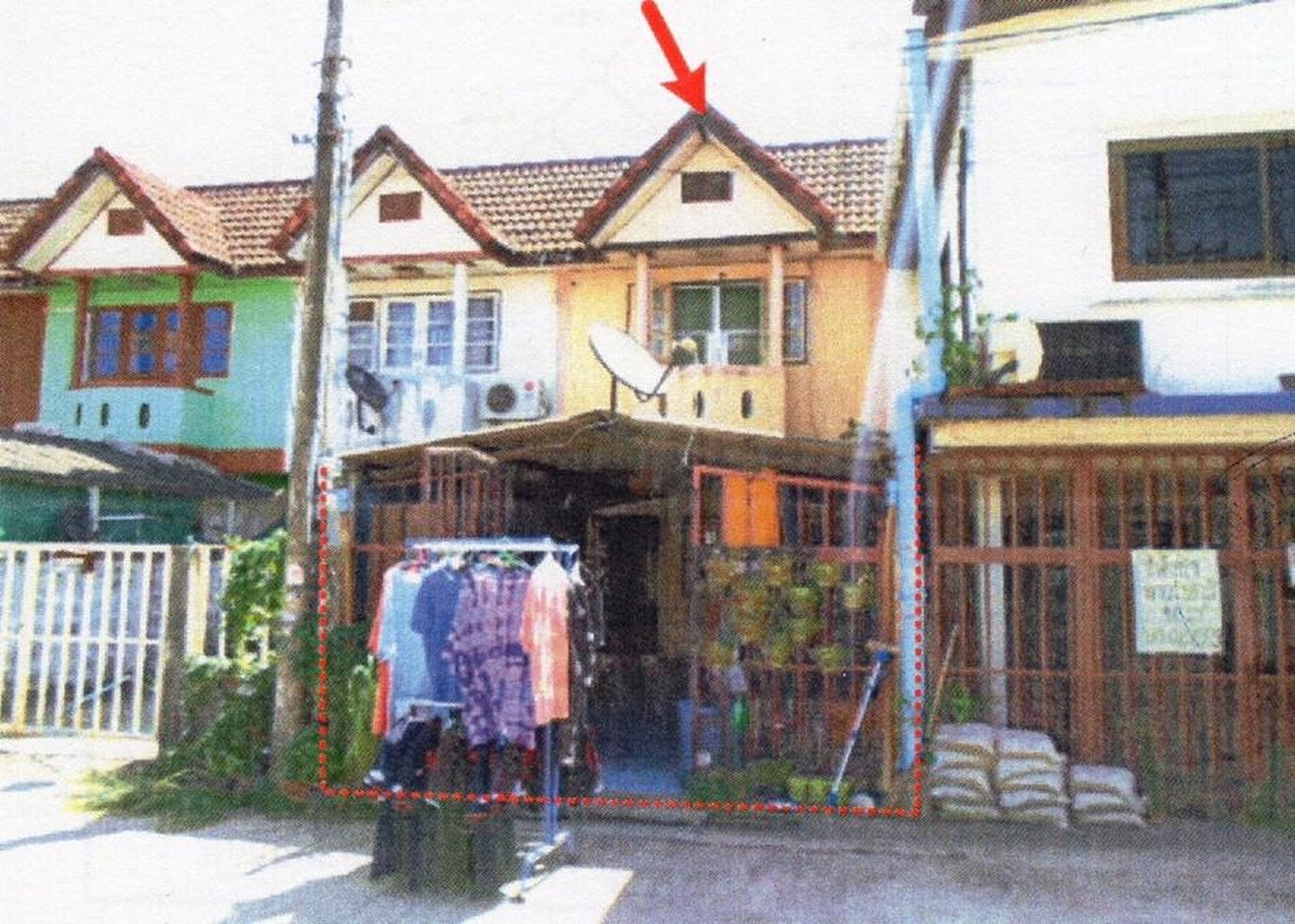 ทรัพย์สถาบันโดย GHB ทาวน์เฮาส์ นิคมพัฒนา ระยอง
