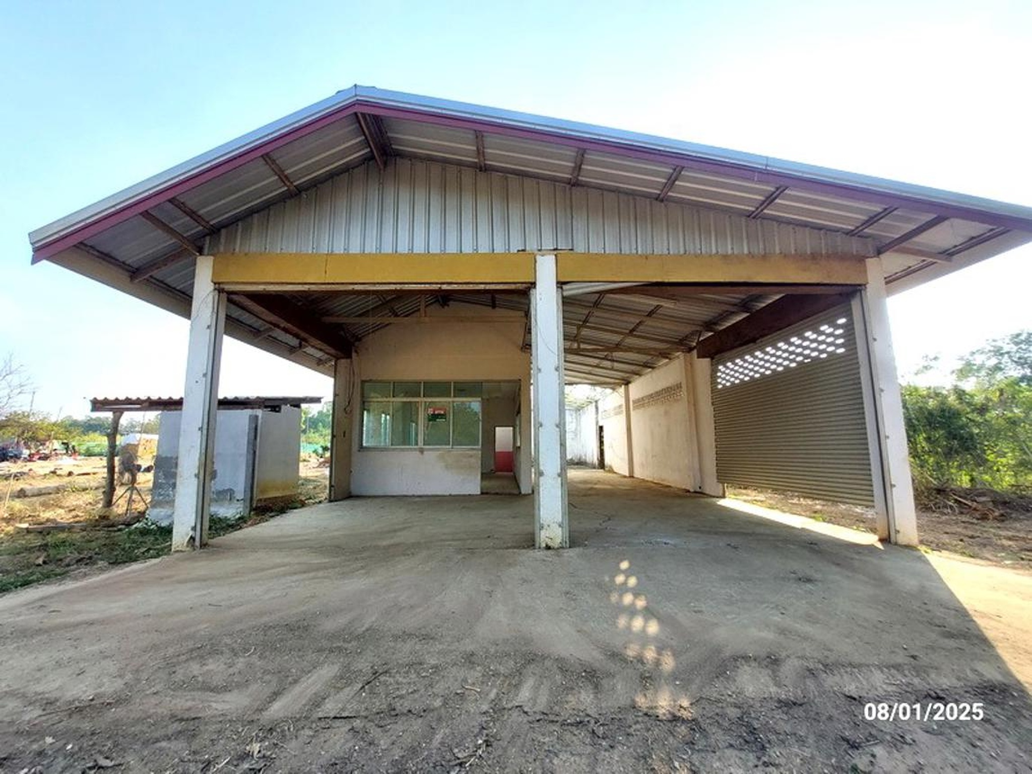 ทรัพย์สถาบันโดย KASIKORNBANK โกดัง/โรงงาน ถนนเข้าบ้านหนองกุง