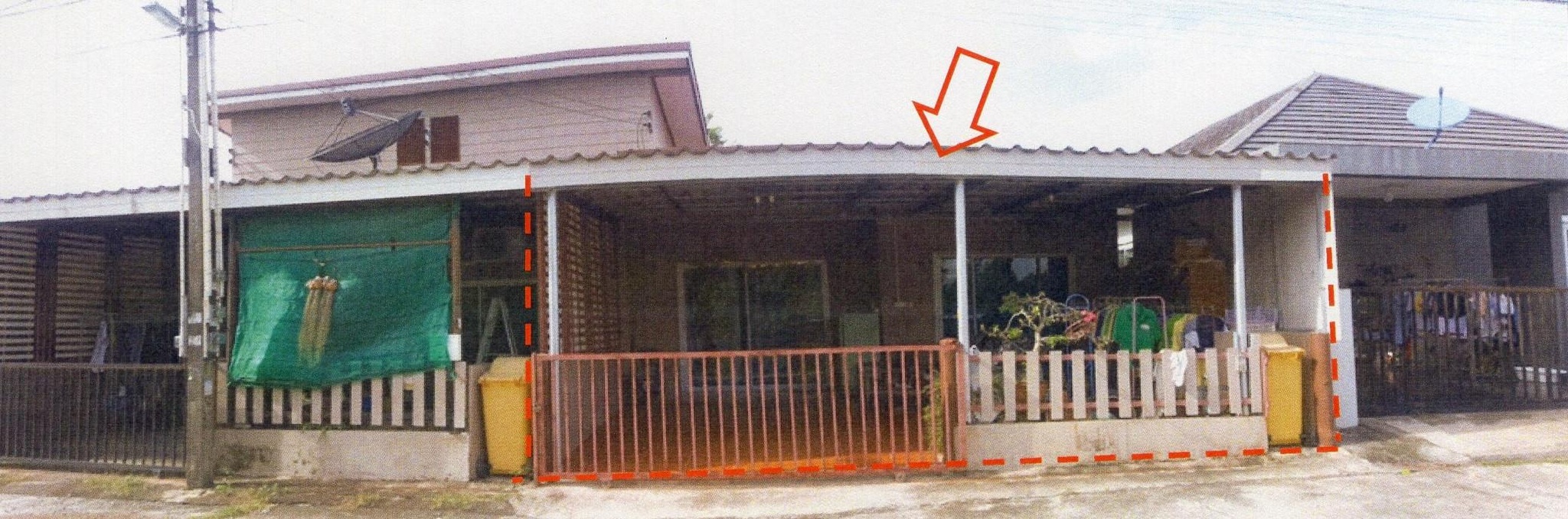 ทรัพย์สถาบันโดย GHB ทาวน์เฮาส์ นิคมพัฒนา ระยอง