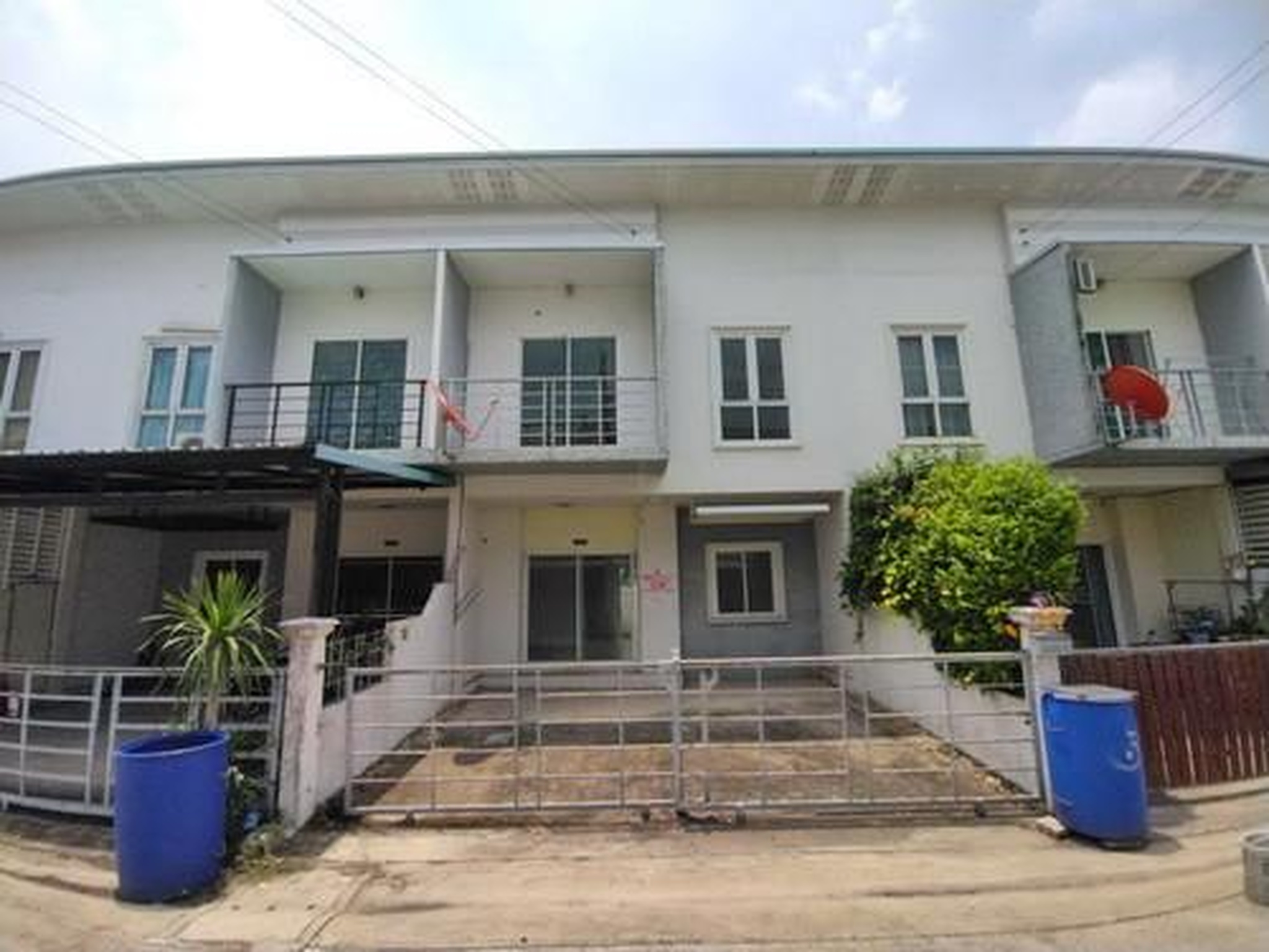 ทรัพย์สถาบันโดย GHB ทาวน์เฮาส์ ลาดหลุมแก้ว ปทุมธานี
