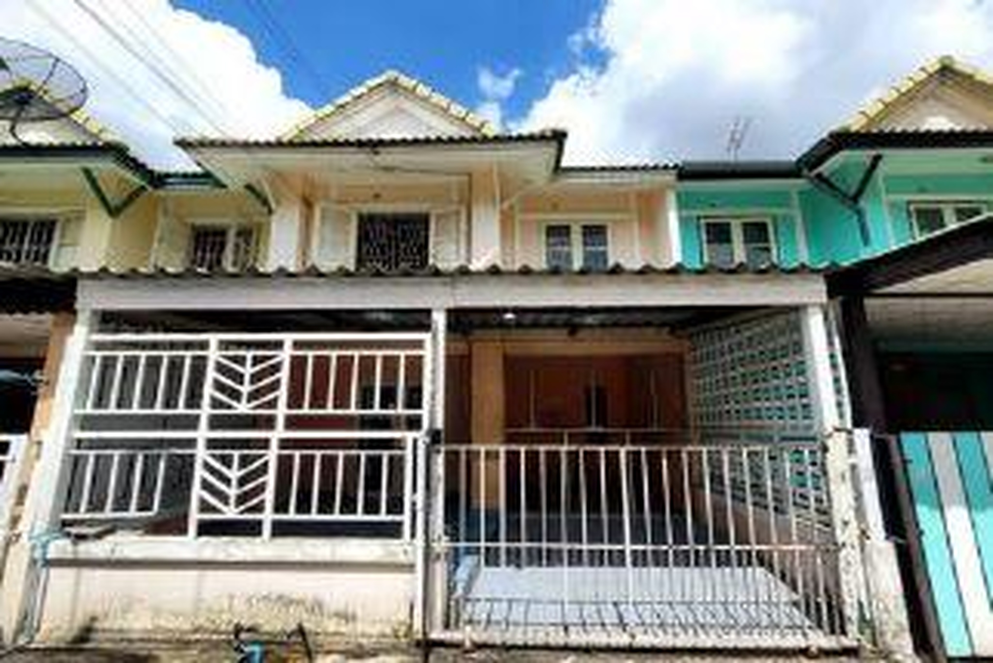 ทรัพย์สถาบันโดย GHB ทาวน์เฮาส์ บ้านพฤกษา 13 คลองสาม (Baan Pruksa 13 Klong Sam)