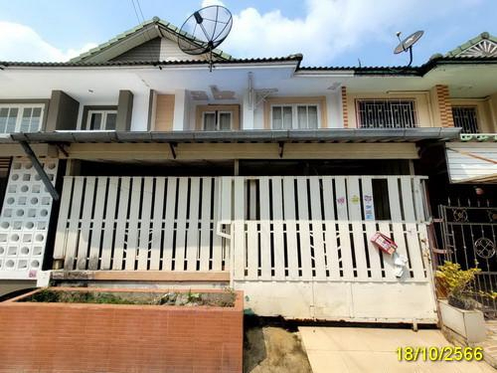 ทรัพย์สถาบันโดย GHB ทาวน์เฮาส์ บ้านพฤกษา 12 รังสิต-คลองสาม (Baan Pruksa 12 Rangsit-Klong 3)