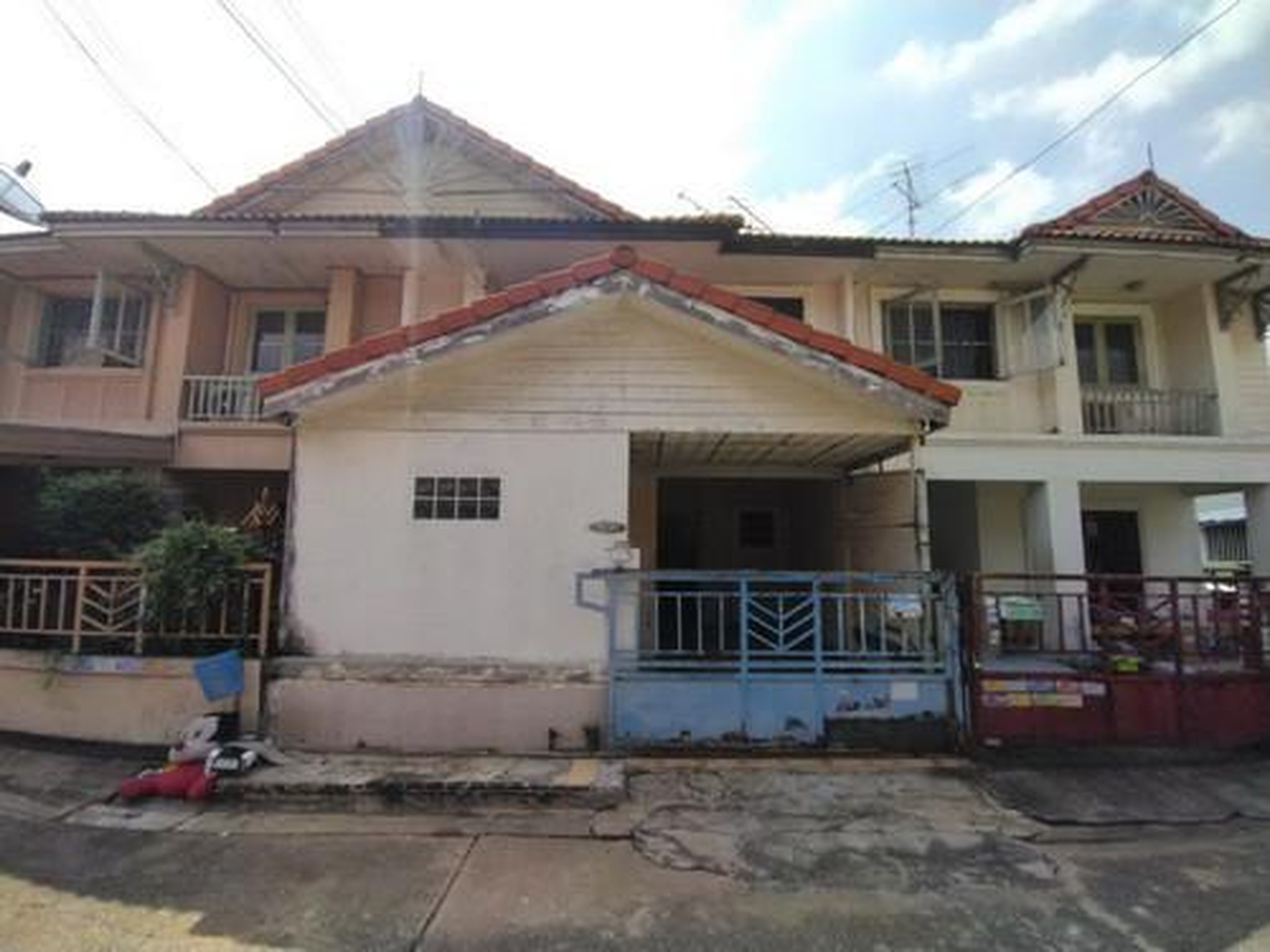 ทรัพย์สถาบันโดย GHB ทาวน์เฮาส์ คลองหลวง ปทุมธานี