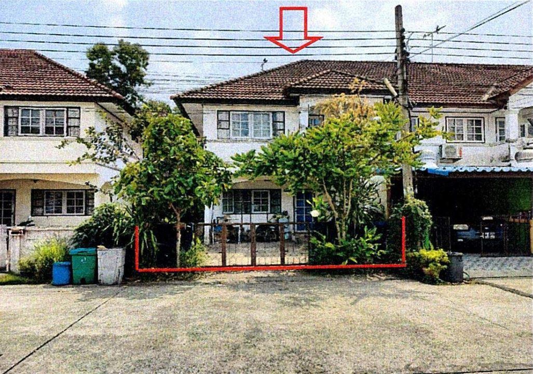 ทรัพย์สถาบันโดย GHB ทาวน์เฮาส์ หนองจอก กรุงเทพมหานคร