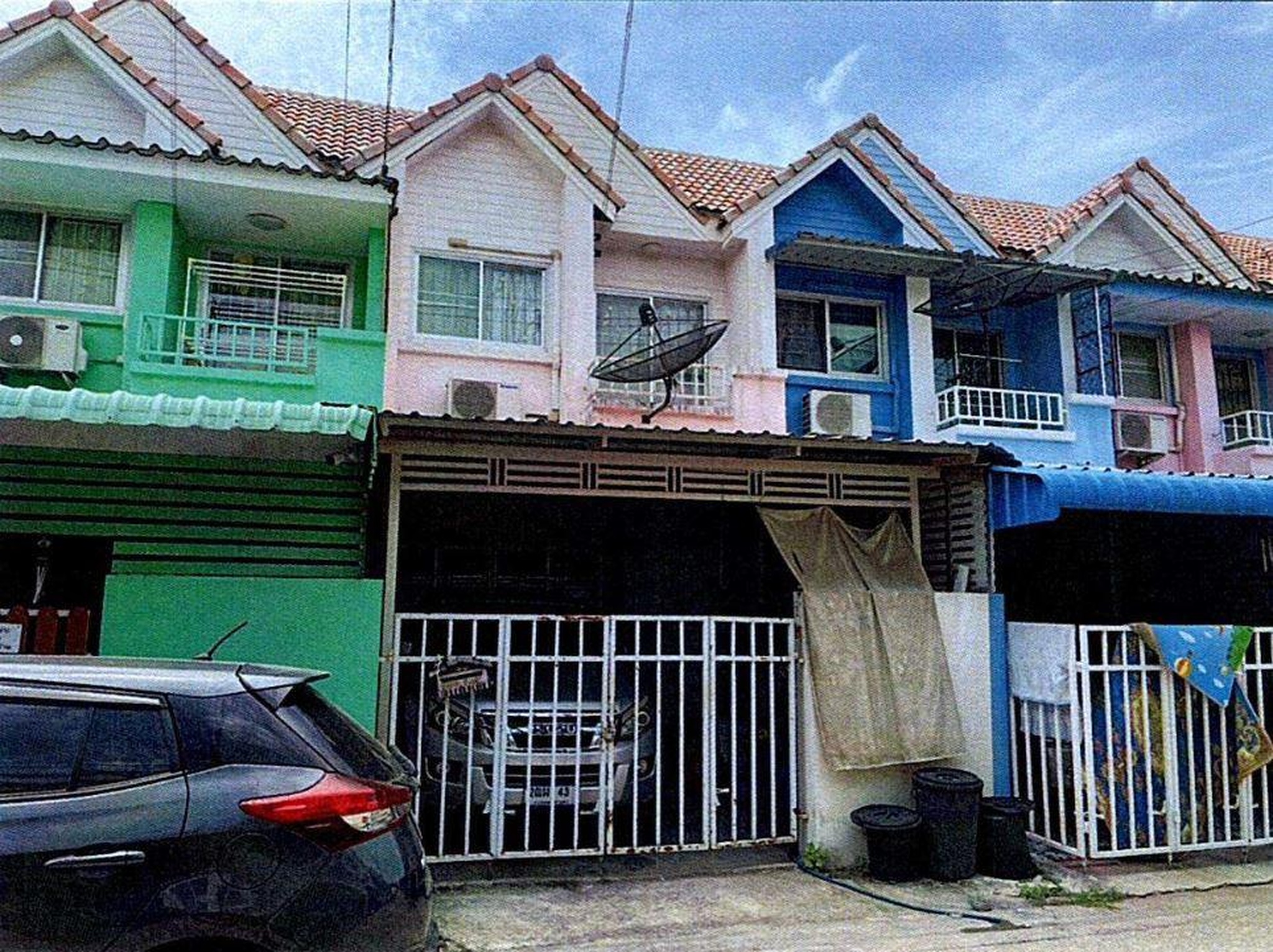 ทรัพย์สถาบันโดย GHB ทาวน์เฮาส์ รัชธานี 8 บางพลี สมุทรปราการ