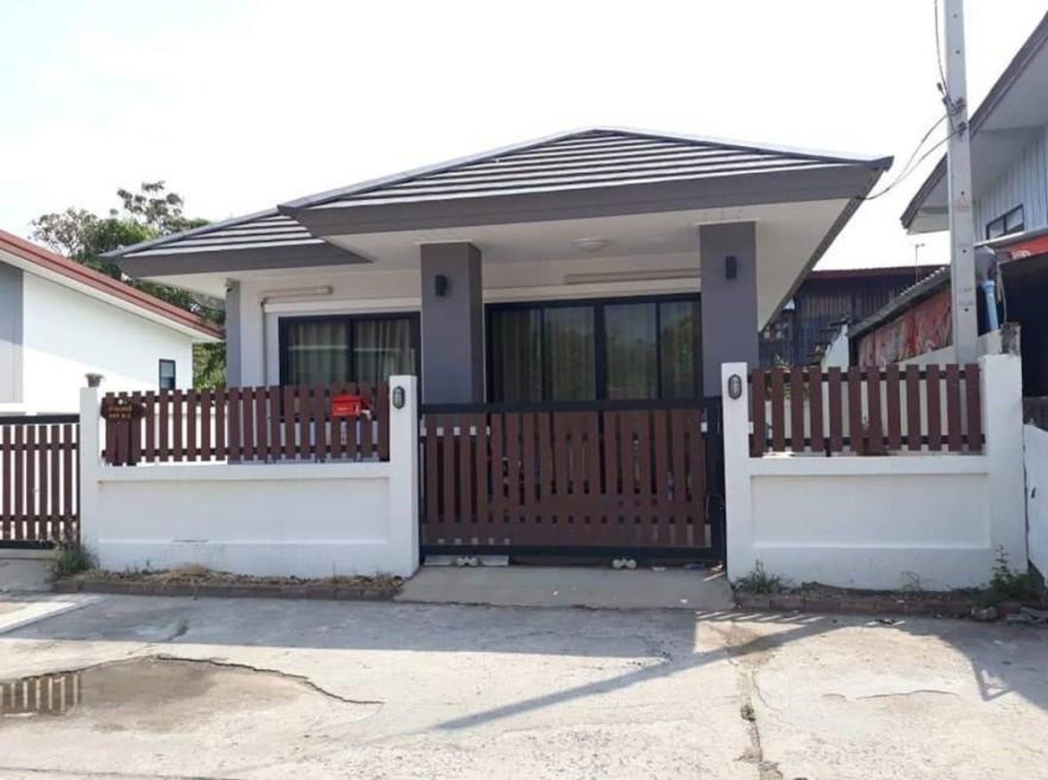 ทรัพย์สถาบันโดย GHB บ้านเดี่ยว ปราสาท สุรินทร์