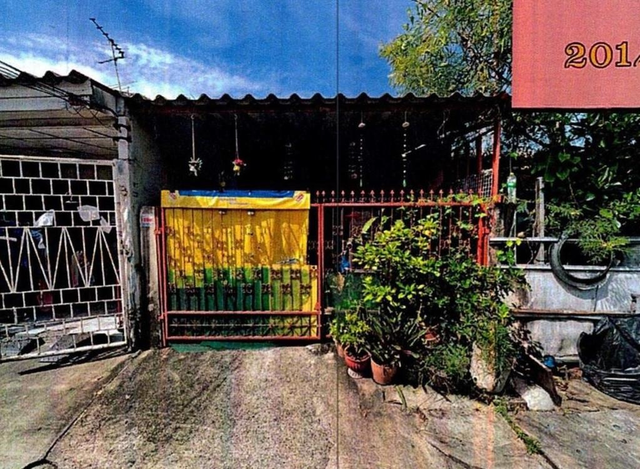 ทรัพย์สถาบันโดย GHB ทาวน์เฮาส์ ลาดกระบัง กรุงเทพมหานคร