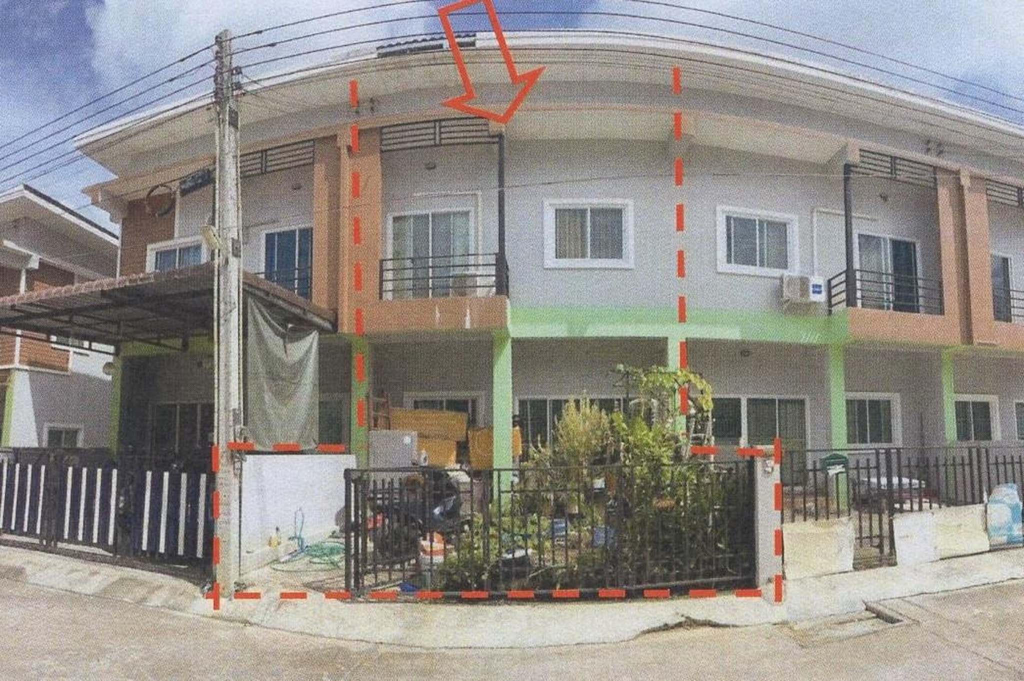ทรัพย์สถาบันโดย GHB ทาวน์เฮาส์ จักรวาลแลนด์แอนด์เฮ้าส์ (Jakkaval Land and House)