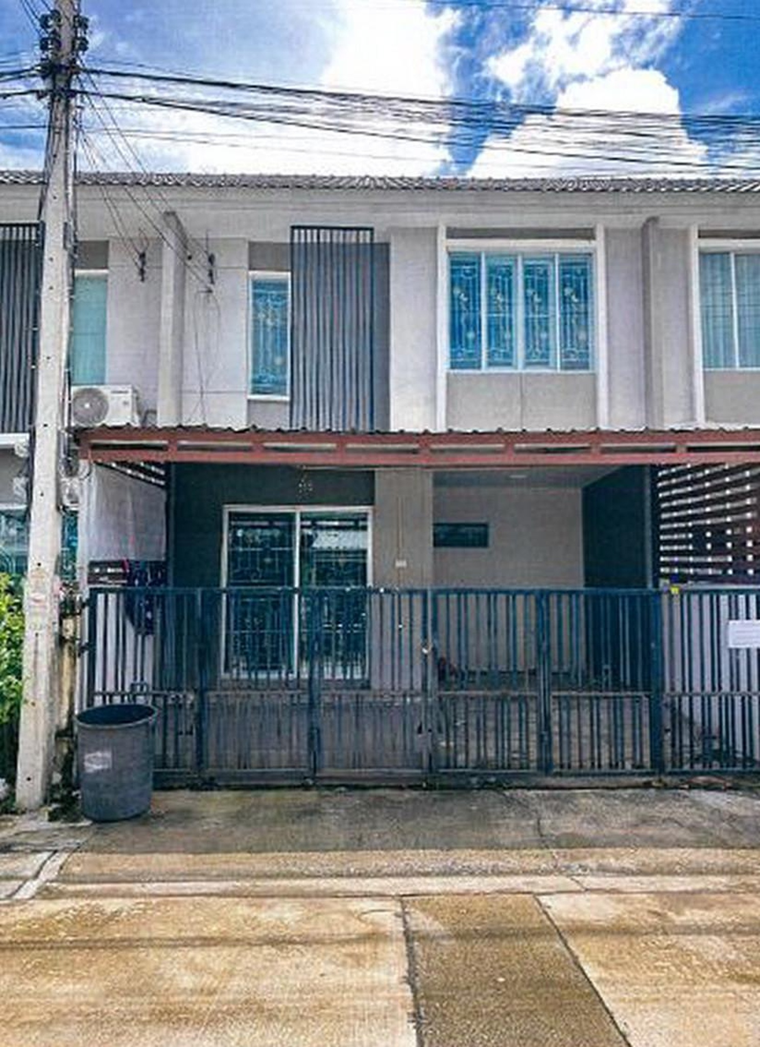 ทรัพย์สถาบันโดย GHB ทาวน์เฮาส์ เมืองปทุมธานี ปทุมธานี