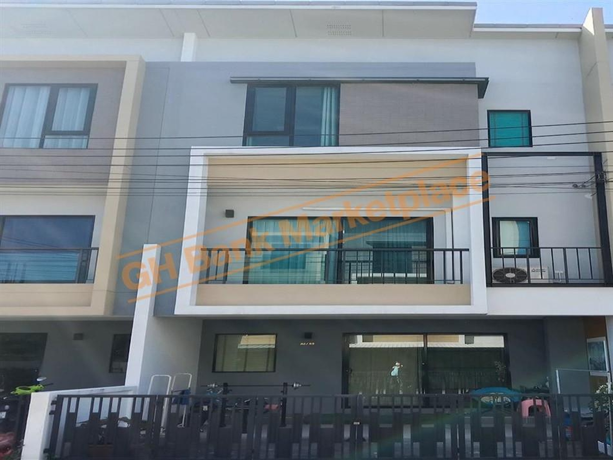 ทรัพย์สถาบันโดย GHB ทาวน์เฮาส์ ธนาคลัสเตอร์ สถานีเซ็นทรัล-บางใหญ่ (Thana Cluster Central-Bangyai Station)