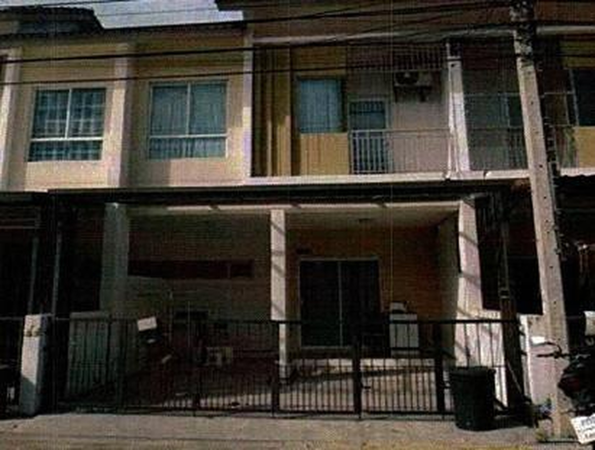 ทรัพย์สถาบันโดย GHB ทาวน์เฮาส์ใกล้ MRT สามแยกบางใหญ่ บางบัวทอง นนทบุรี