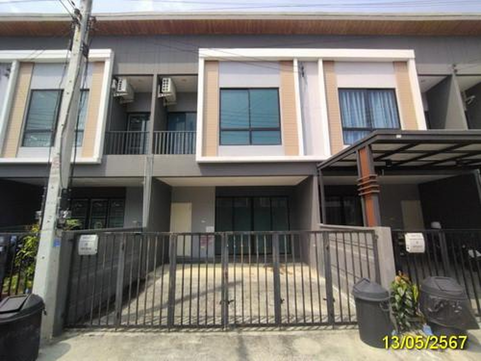 ทรัพย์สถาบันโดย GHB ทาวน์เฮาส์ ลาดหลุมแก้ว ปทุมธานี