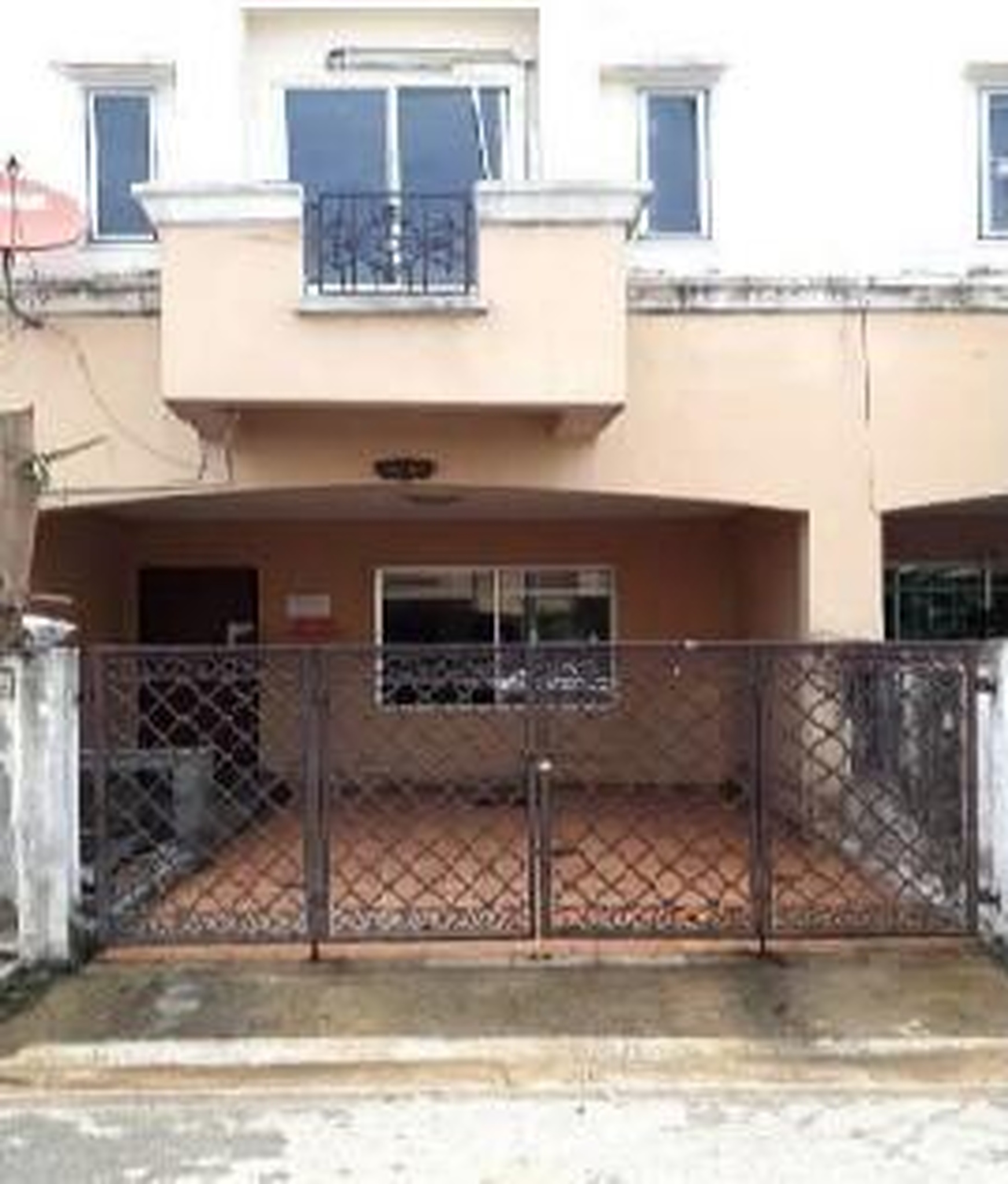 ทรัพย์สถาบันโดย GHB บ้านเดี่ยว เคซีคลัสเตอร์ คลองสามวา กรุงเทพมหานคร