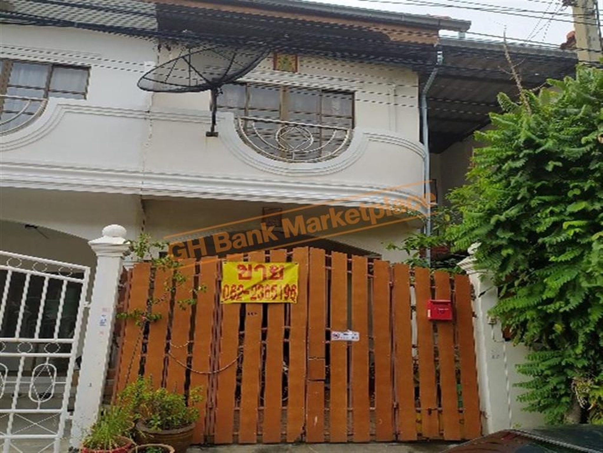 ทรัพย์สถาบันโดย GHB บ้านแฝดใกล้ ARL ลาดกระบัง ลาดกระบัง กรุงเทพมหานคร