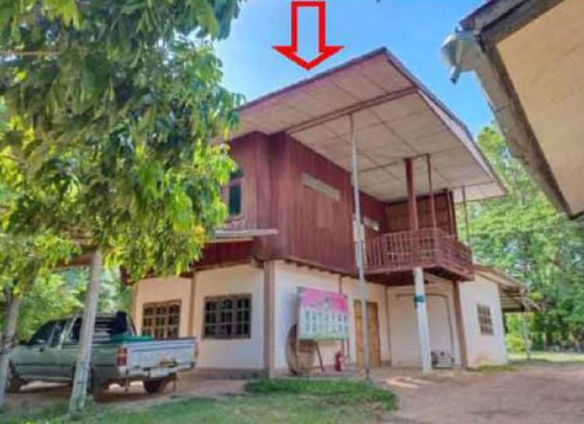 ทรัพย์สถาบันโดย GHB บ้านเดี่ยว หัวดงกำแพง