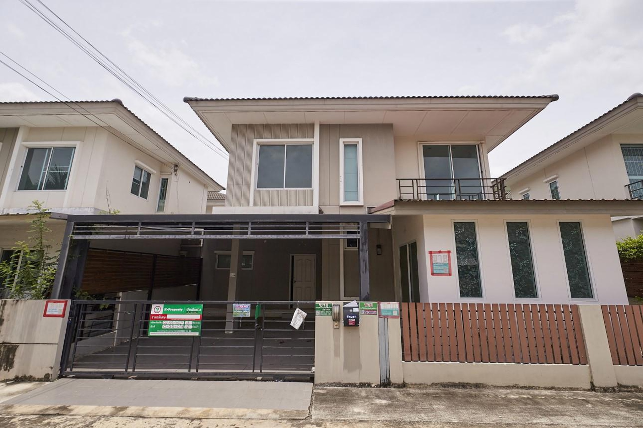 ทรัพย์สถาบันโดย KASIKORNBANK บ้านเดี่ยว ซอย44 ถนนเลียบคลองหกวาสายล่างฝั่งใต้