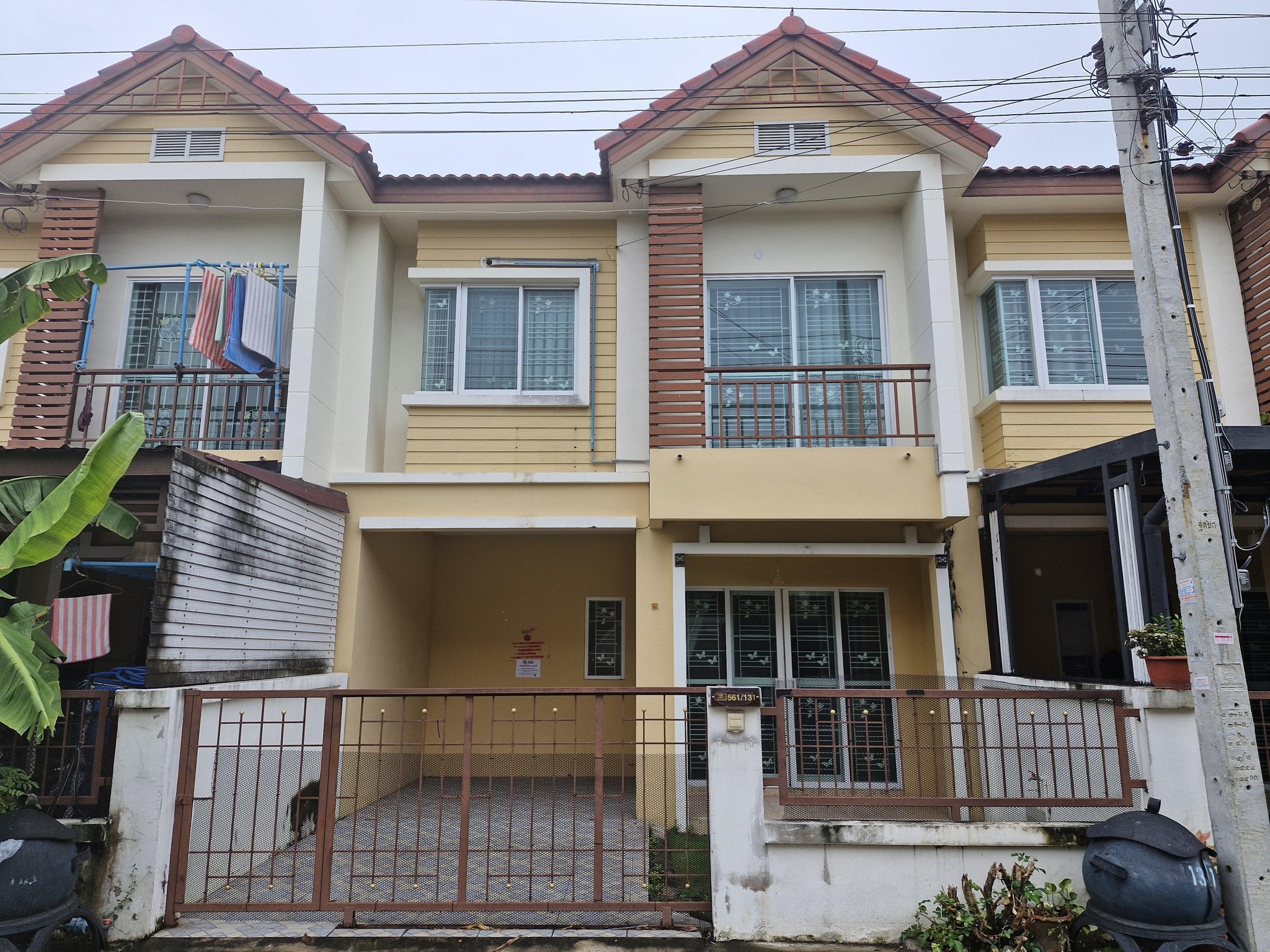 ทรัพย์สถาบันโดย GHB ทาวน์เฮาส์ ลาดกระบัง กรุงเทพมหานคร