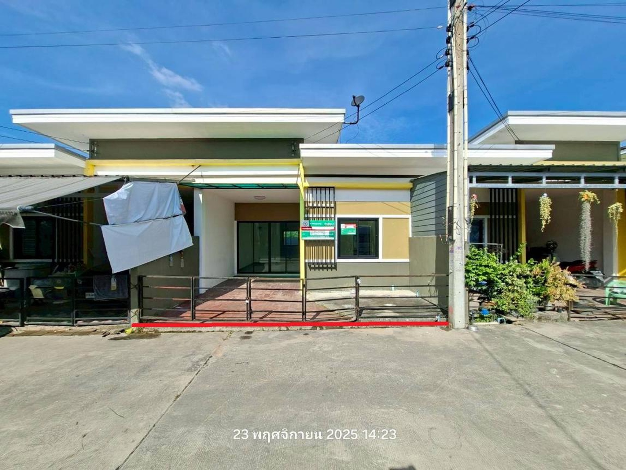 ทรัพย์สถาบันโดย KASIKORNBANK ทาวน์เฮาส์ ซอยในโครงการ ถนนสาย 11