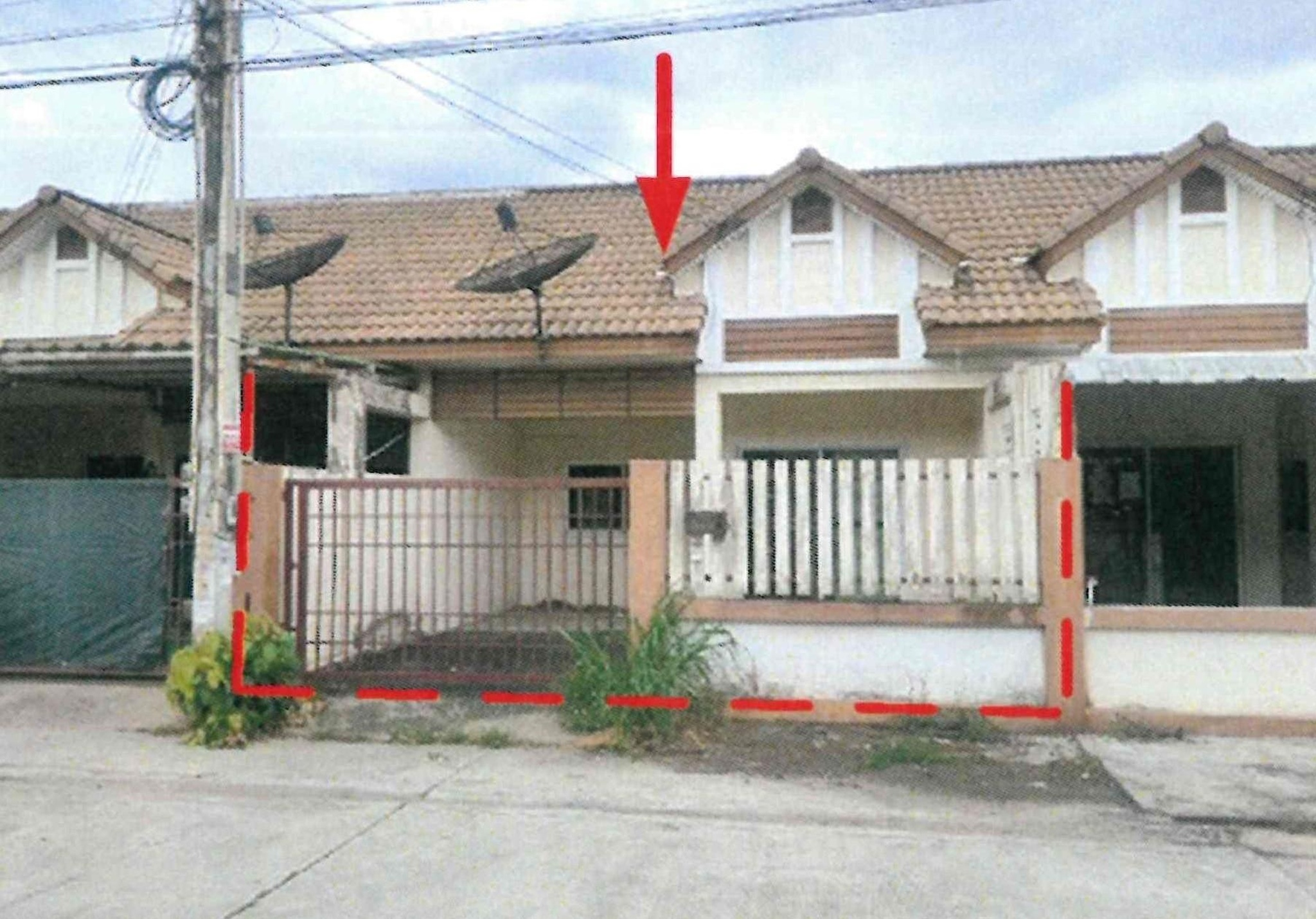 ทรัพย์สถาบันโดย GHB ทาวน์เฮาส์ เชนสิริทาวน์ (Censiri Town Yaek Khanamrai)