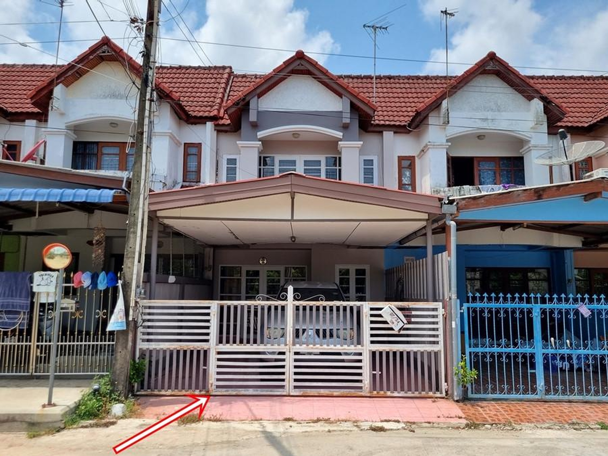 ทรัพย์สถาบันโดย GHB ทาวน์เฮาส์ บ้านฉาง ระยอง
