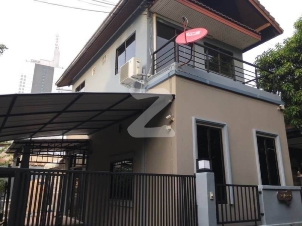 ขายด่วน บ้านเดี่ยว 2 ชั้น หมู่บ้านสี่ไชยทอง 3 หลังสุดท้ายซอย มีพื้นที่ด้านข้างบ้านกว้างมาก : เจ้าของขายเอง