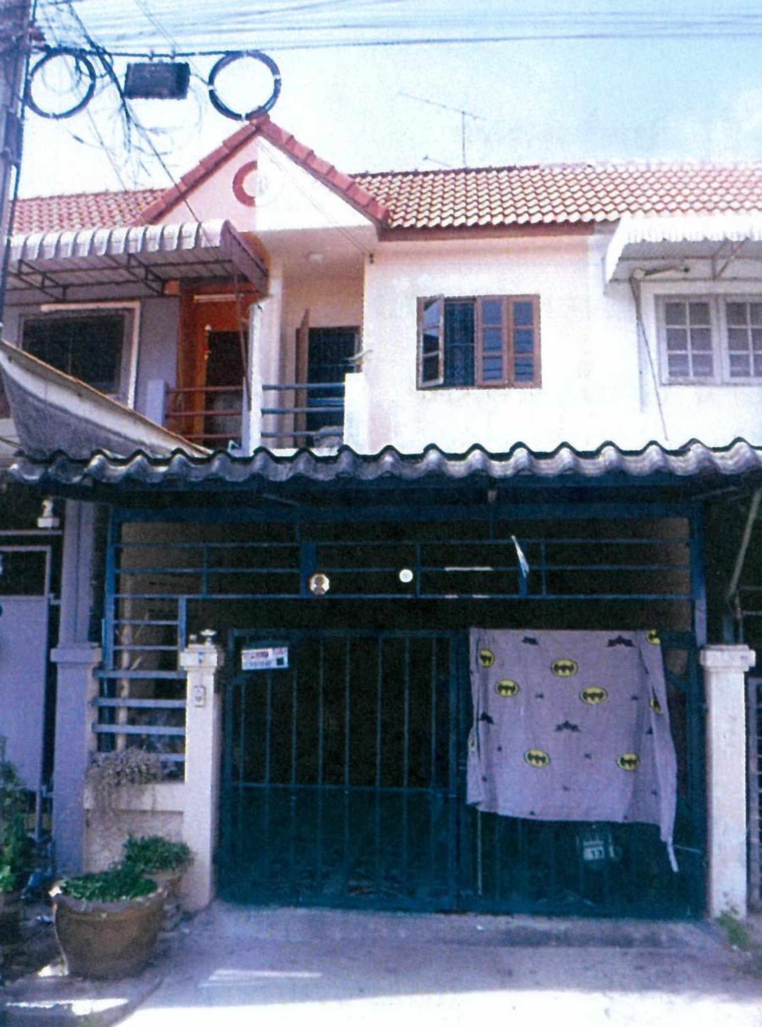 ทรัพย์สถาบันโดย GHB ทาวน์เฮาส์ ไทรน้อย นนทบุรี