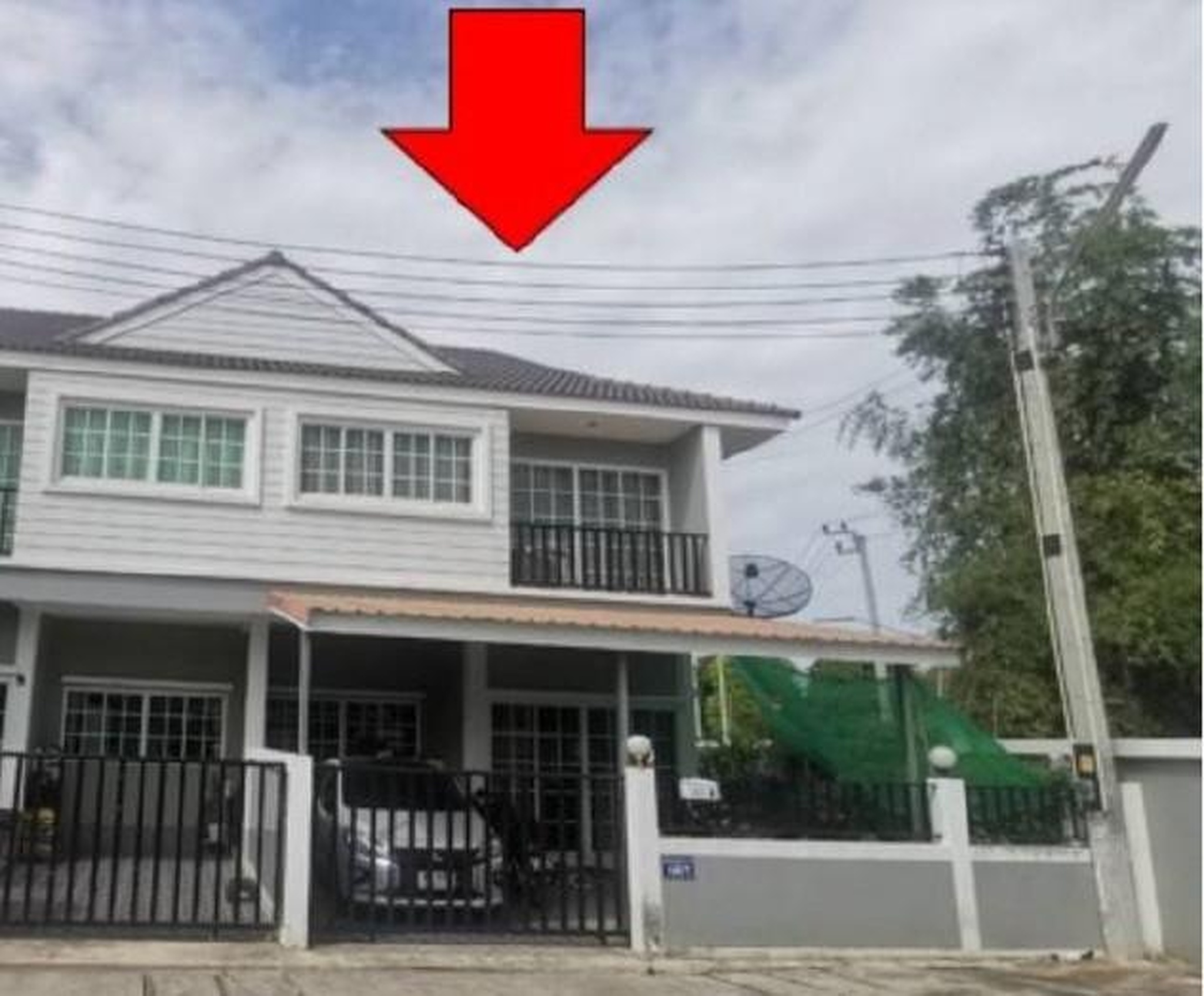 ทรัพย์สถาบันโดย GHB บ้านแฝด ศรีราชา ชลบุรี