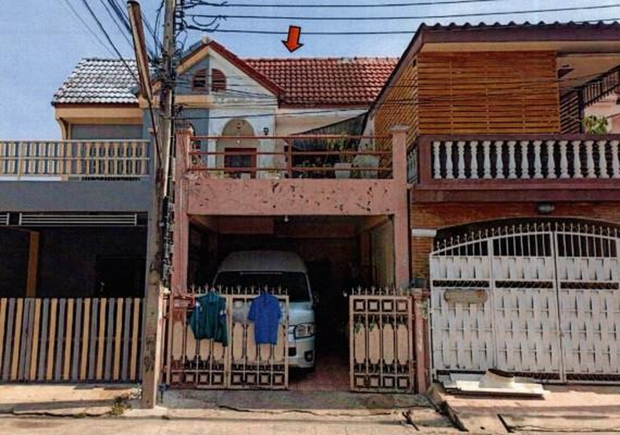 ทรัพย์สถาบันโดย GHB ทาวน์เฮาส์ บางบัวทอง นนทบุรี