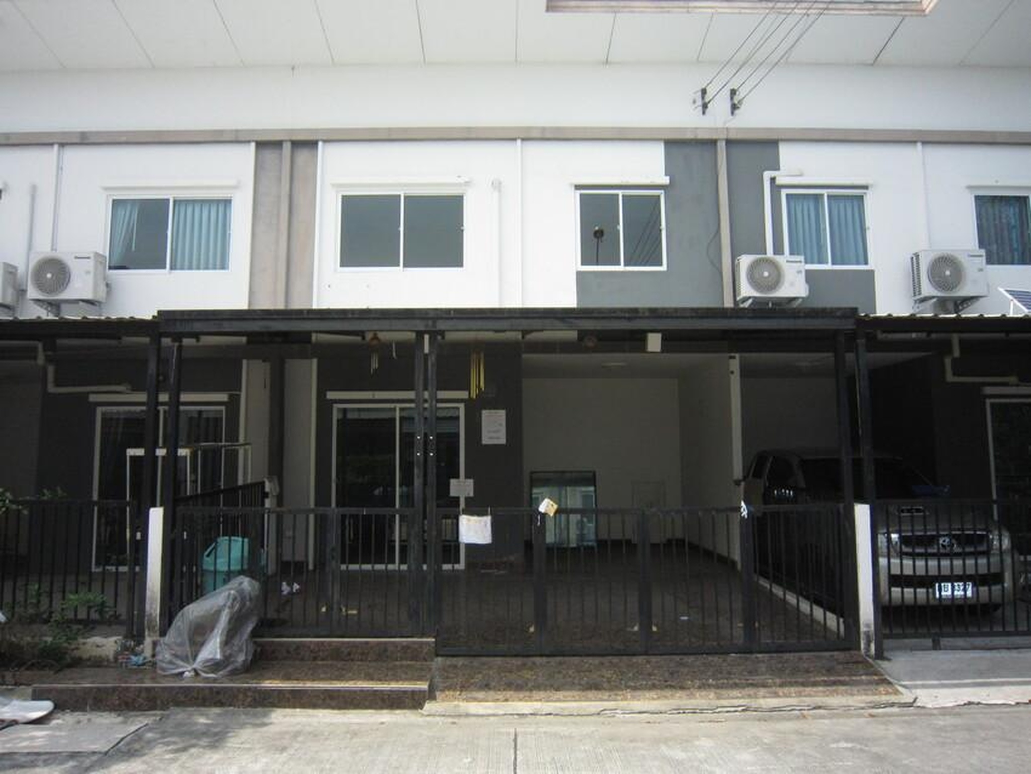 ทรัพย์สถาบันโดย GHB ทาวน์เฮาส์ บางพลี สมุทรปราการ