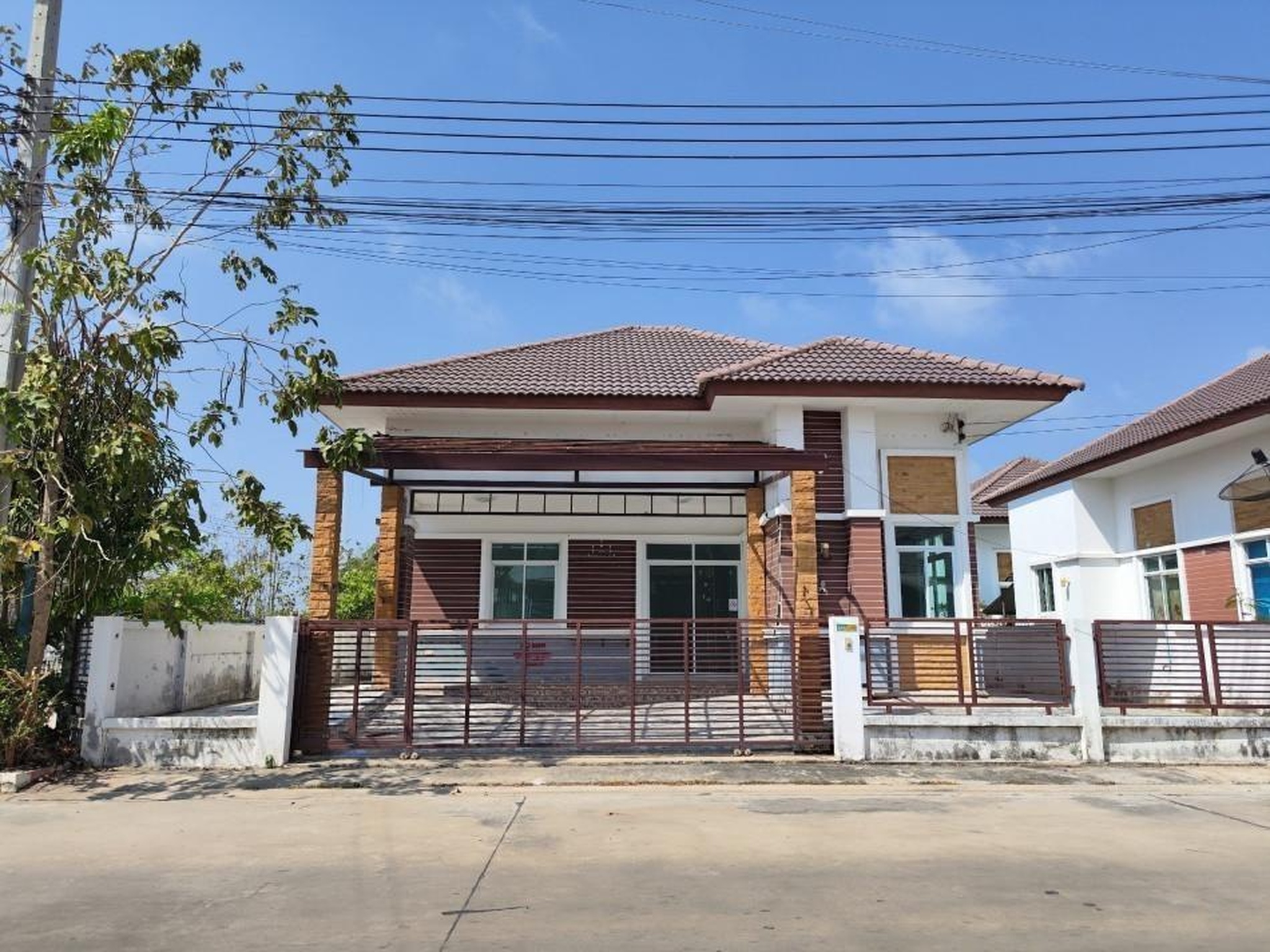 ทรัพย์สถาบันโดย GHB บ้านเดี่ยว บางบ่อ สมุทรปราการ