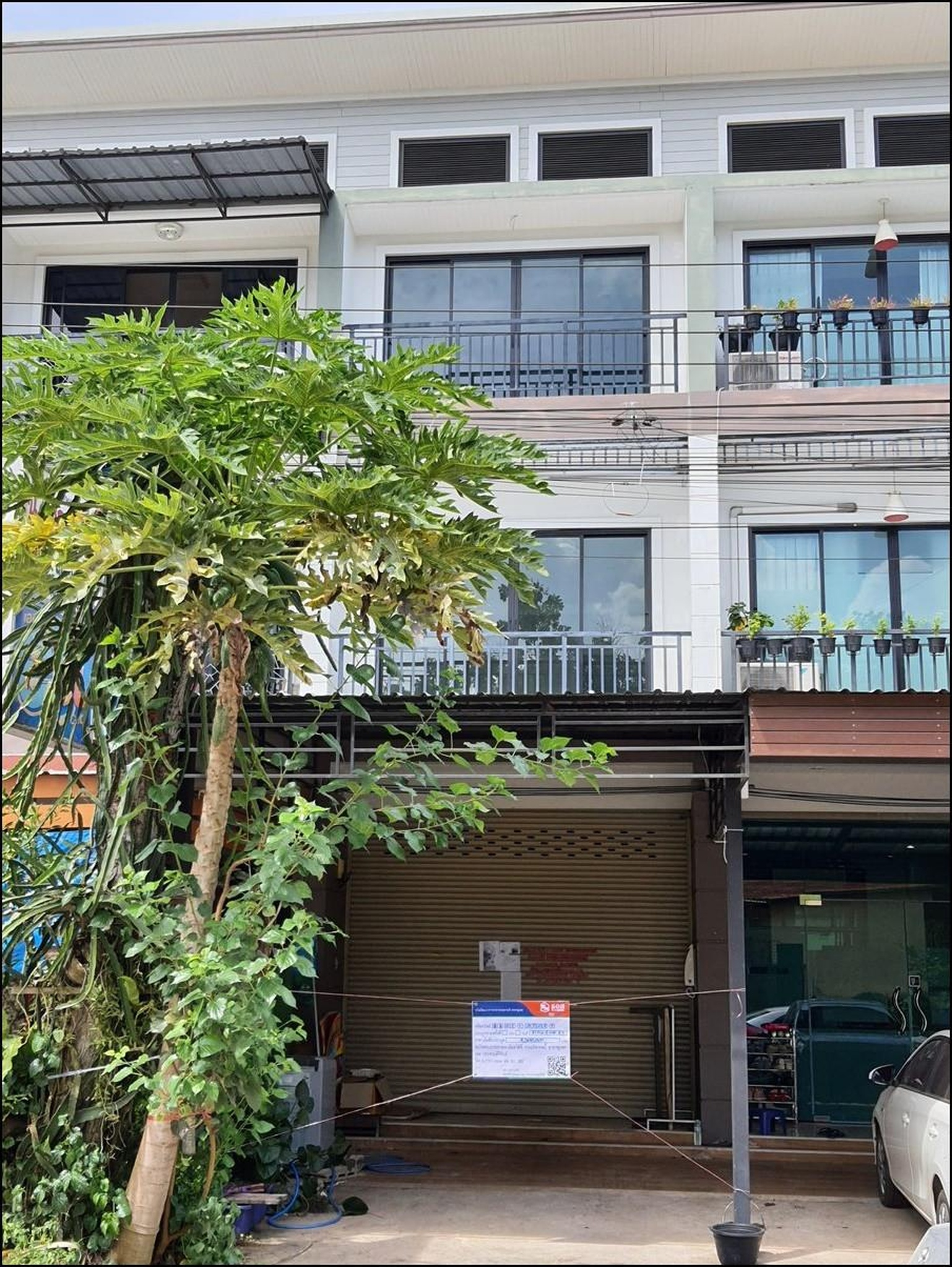 ทรัพย์สถาบันโดย GHB ตึกแถว-อาคารพาณิชย์ เมืองชุมพร ชุมพร