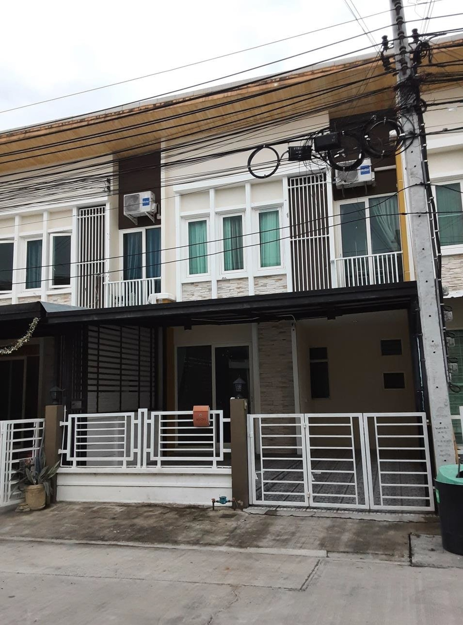 ทรัพย์สถาบันโดย SCB ทาวน์เฮาส์