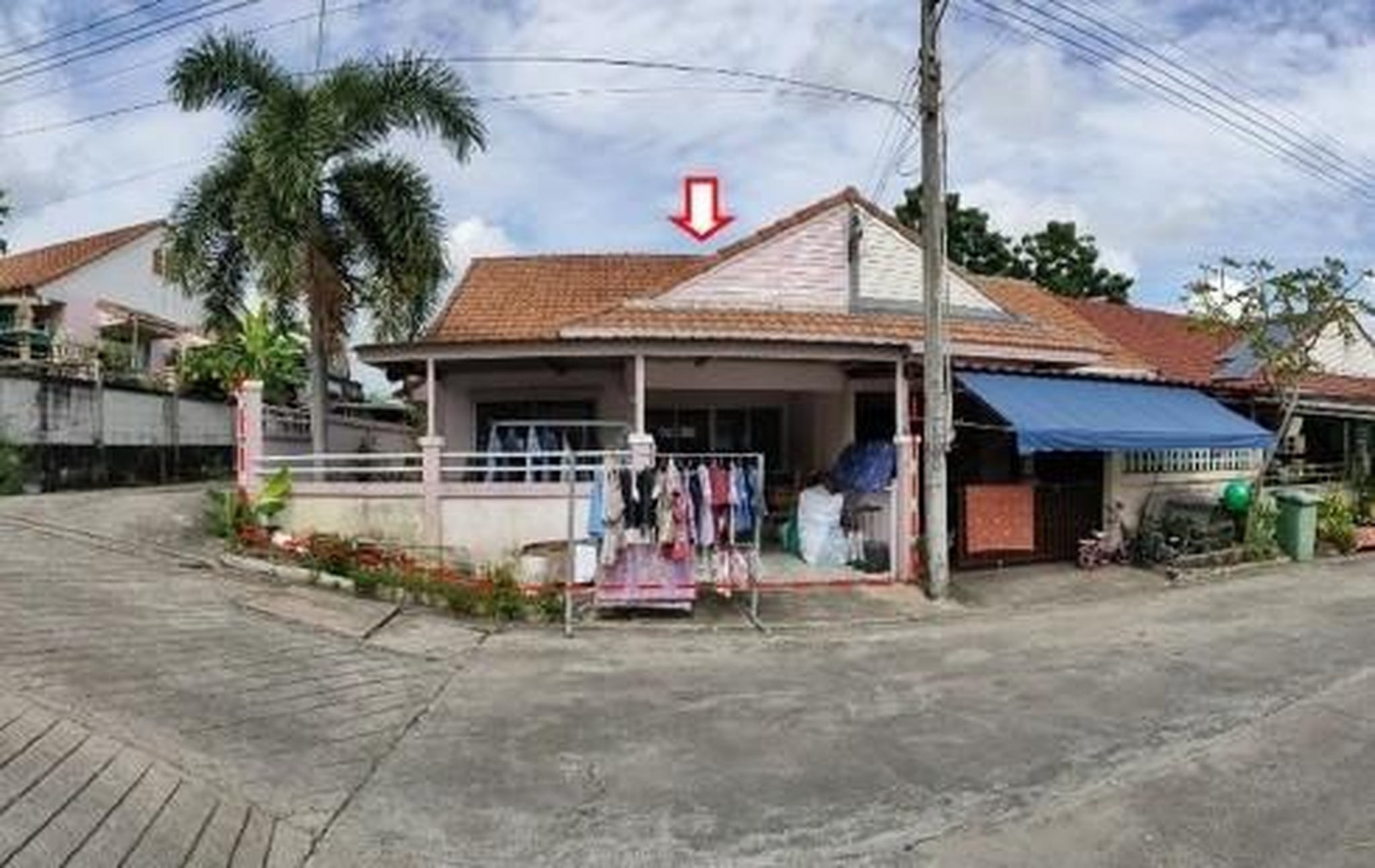 ทรัพย์สถาบันโดย GHB ทาวน์เฮาส์ พรภิรมย์ ซอย 13 (Ponbhirom Soi 13)