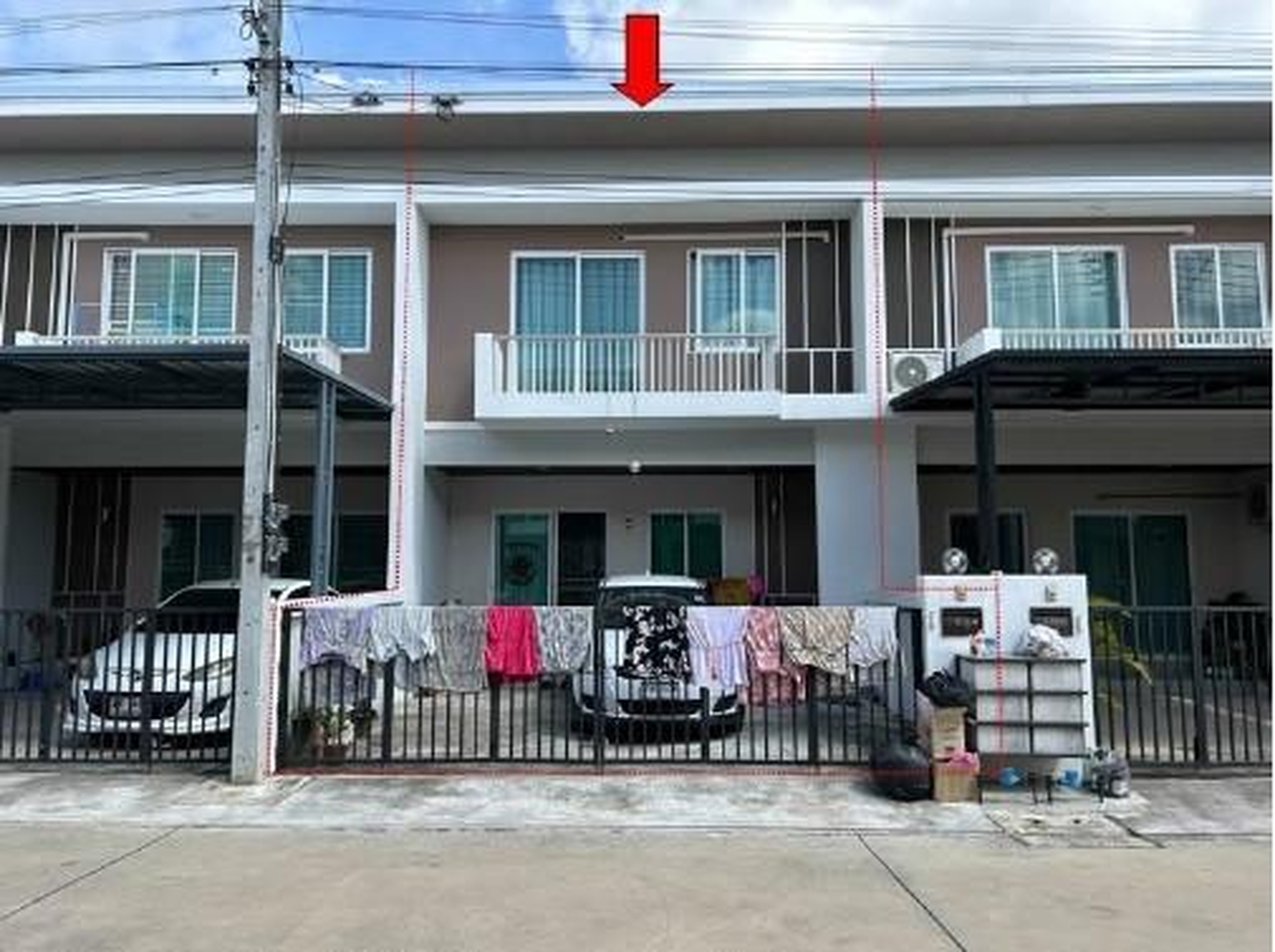 ทรัพย์สถาบันโดย GHB ทาวน์เฮาส์ สันทราย เชียงใหม่