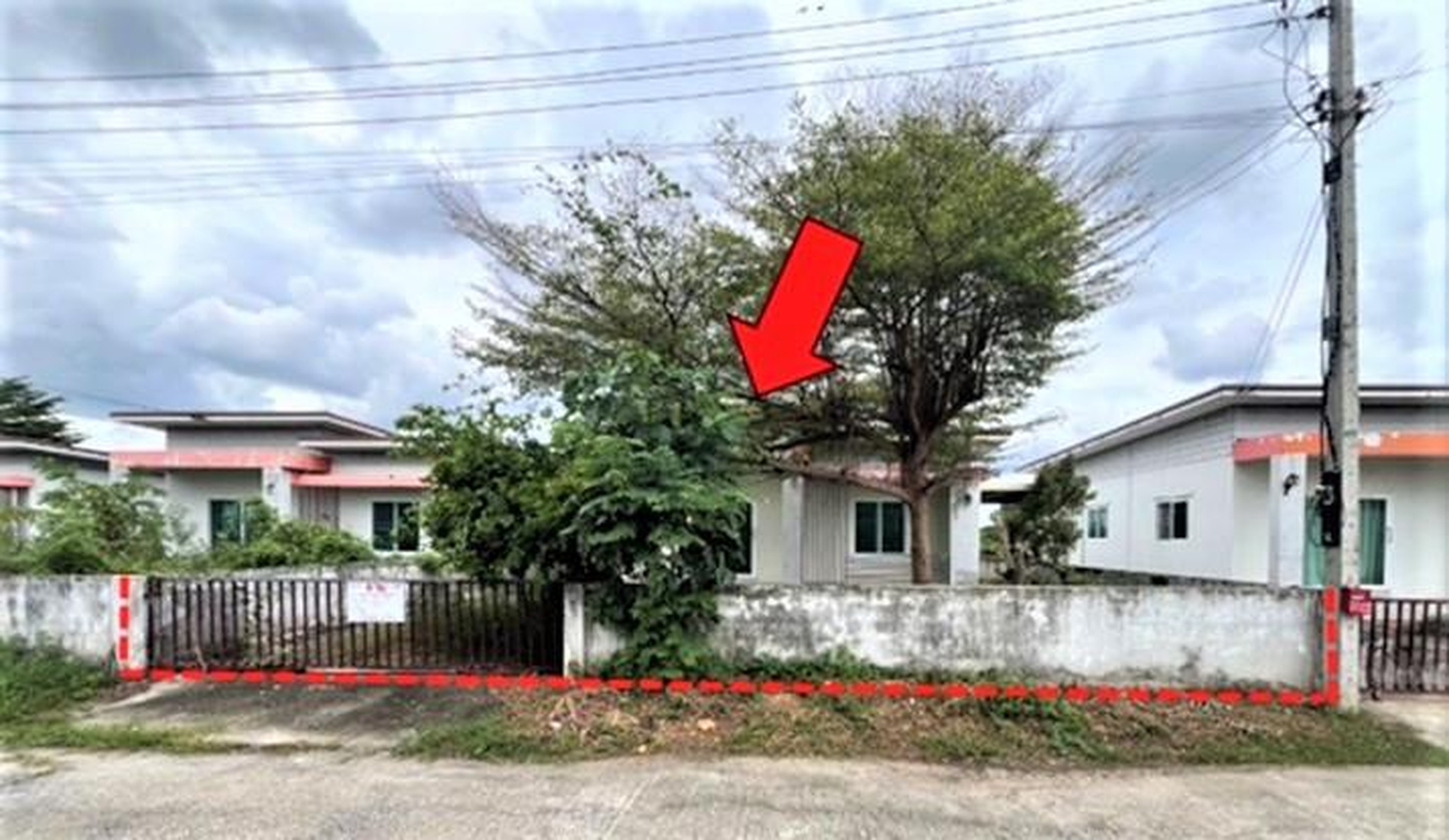 ทรัพย์สถาบันโดย GHB บ้านเดี่ยว มีสุข