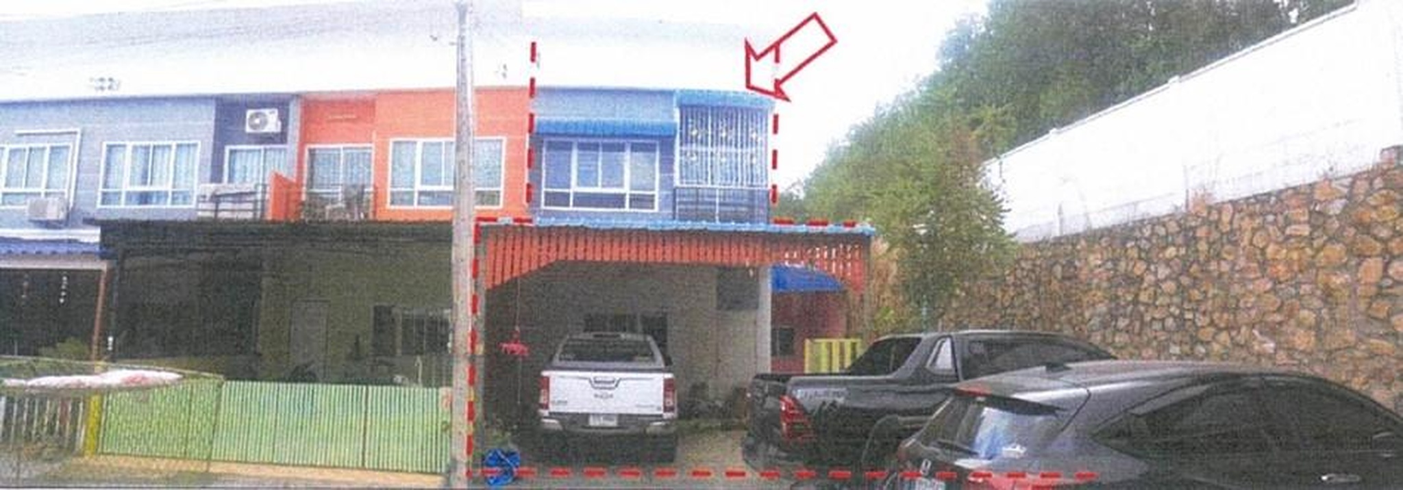 ทรัพย์สถาบันโดย GHB ทาวน์เฮาส์ ปลวกแดง ระยอง
