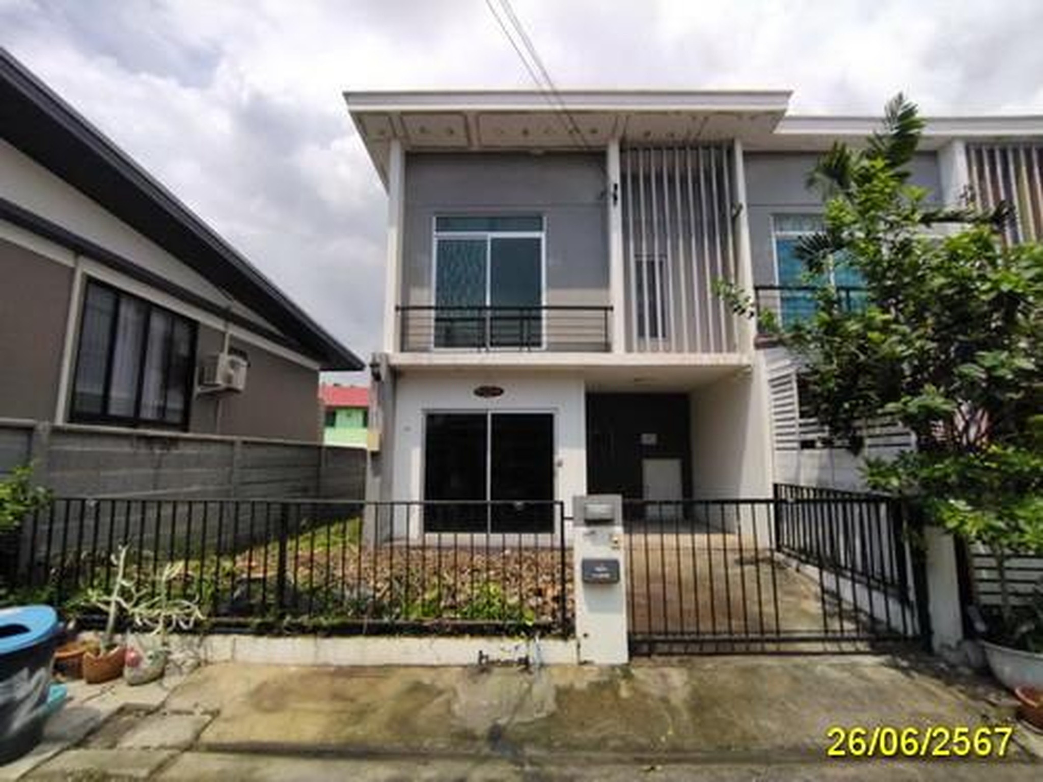 ทรัพย์สถาบันโดย GHB ทาวน์เฮาส์ บ้านพฤกษา 93 พหลโยธิน-นวนคร (Baan Pruksa 93 Paholyothin-Nawanakorn)