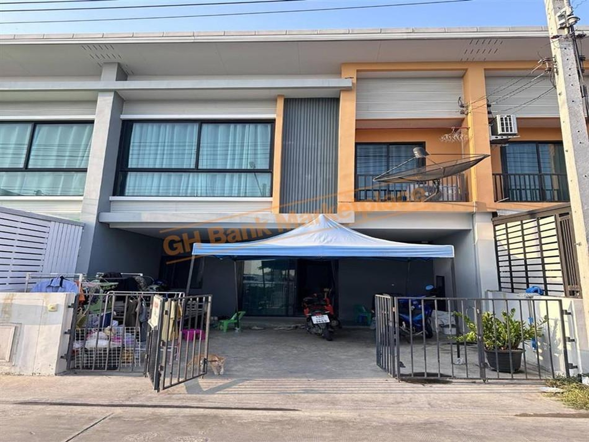 ทรัพย์สถาบันโดย GHB ทาวน์เฮาส์ บางปะกง ฉะเชิงเทรา