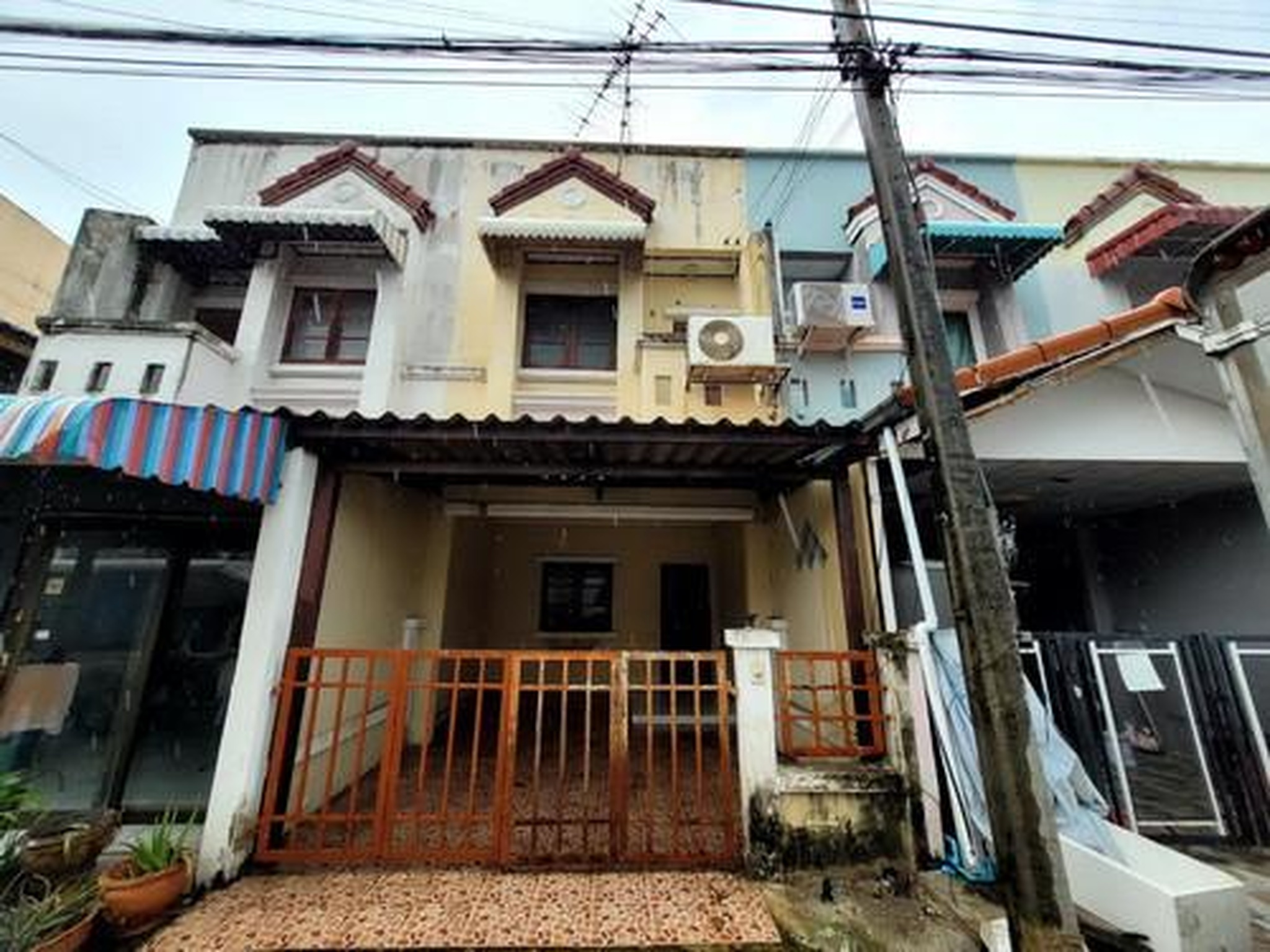 ทรัพย์สถาบันโดย GHB ทาวน์เฮาส์ ธัญบุรี ปทุมธานี