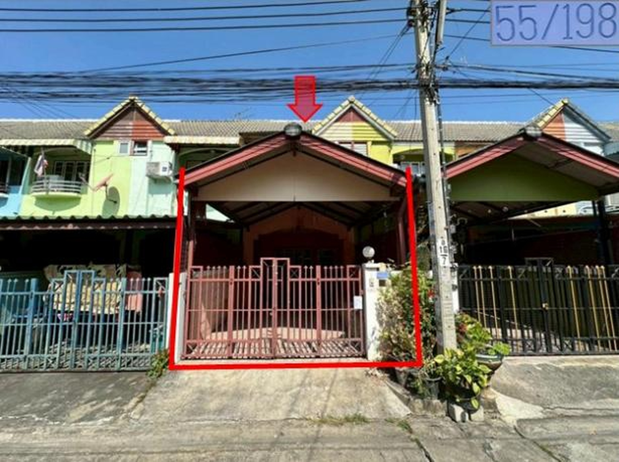 ทรัพย์สถาบันโดย GHB ทาวน์เฮาส์ บางบัวทอง นนทบุรี